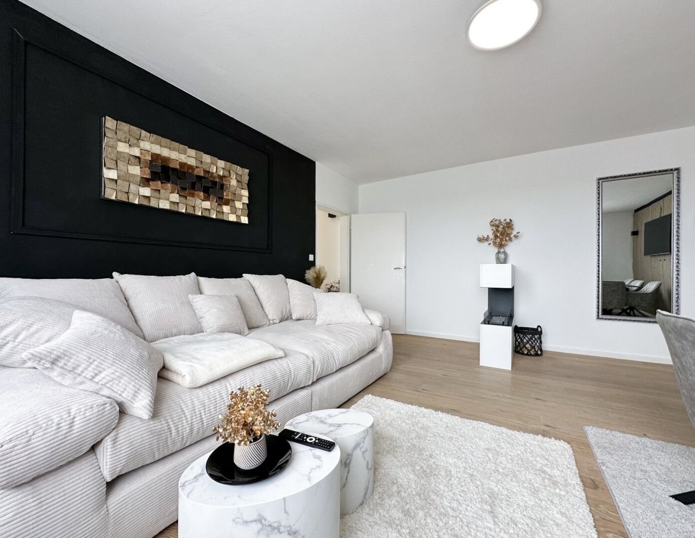 Stilvoll möblierte 2,5-Zimmer-Wohnung mit ruhigem Balkon in Grazer Bestlage