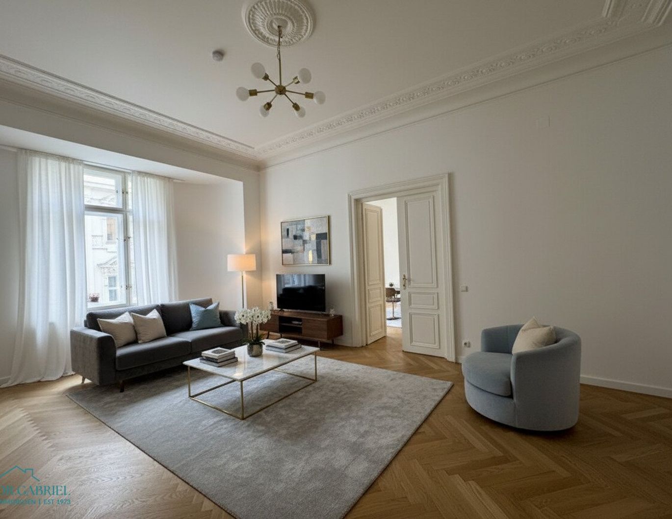 SCHÖNE ALTBAUWOHNUNG IN INNENSTADTLAGE