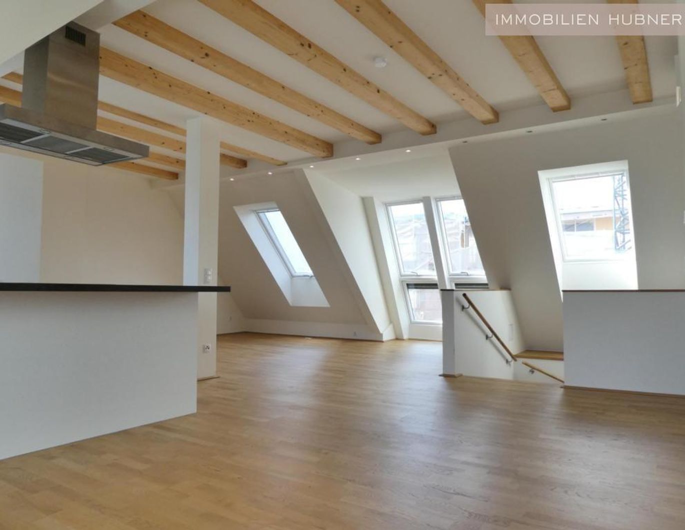 DG-Wohnung mit Traumausstattung und 50m² Dachterrasse - Nähe Karmelitermarkt und 1. Bezirk!!