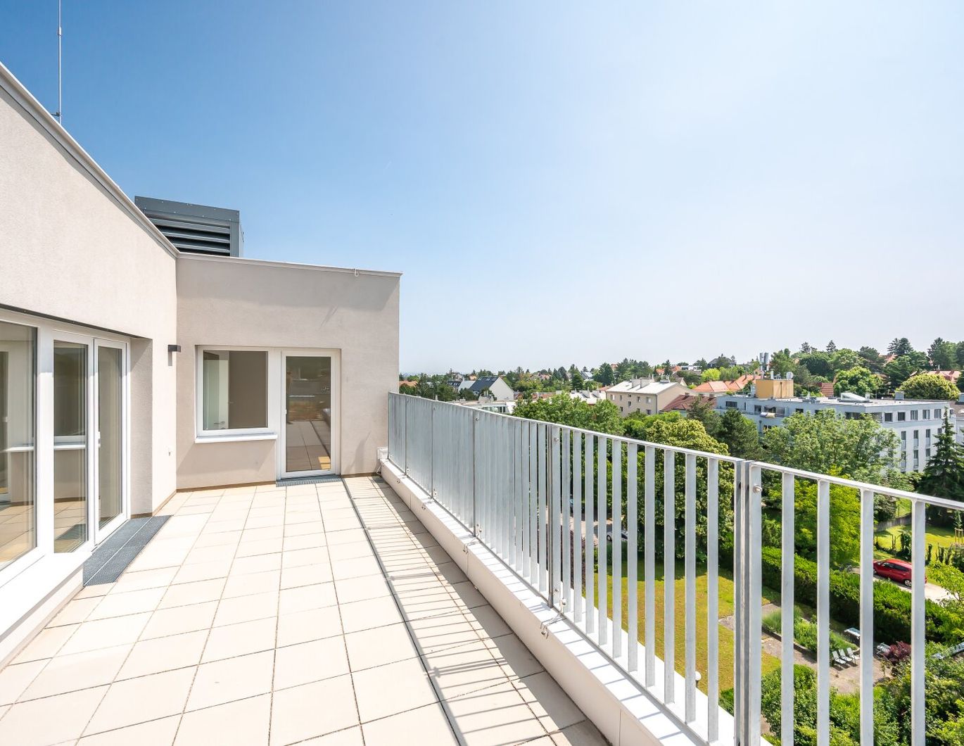 ERSTBEZUG | Klimatisierte 4-Zimmer-Dachgeschoß-Wohnung mit 2 Terrassen