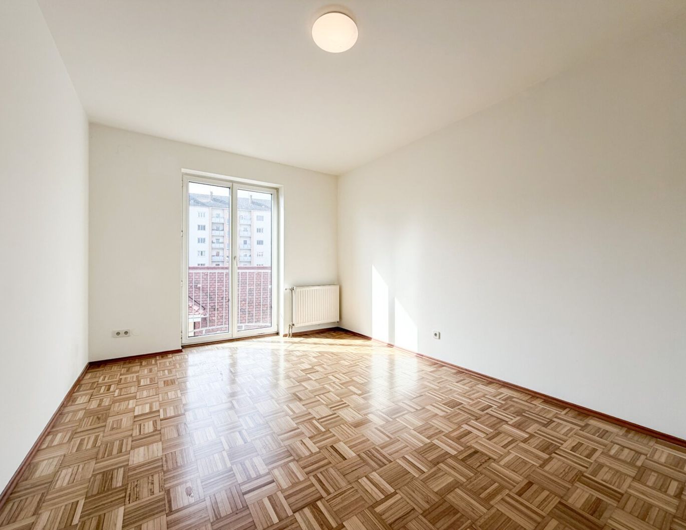 Perfekt als 2er WG geeignet - Sonnige 2,5-Zimmer-Wohnung mit Extraküche nahe der Mur