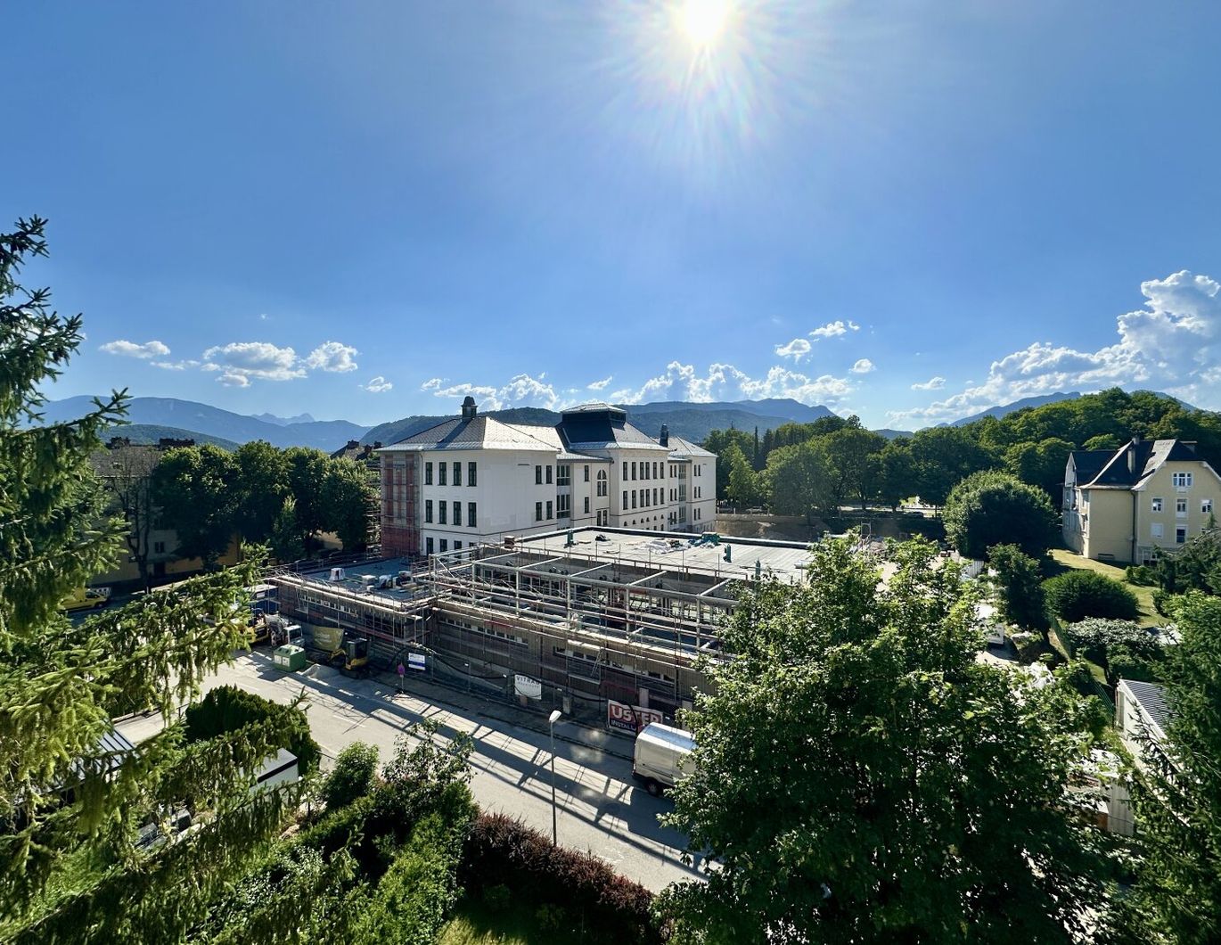 SANIERTE 3-ZIMMER-WOHNUNG MIT WEITBLICK