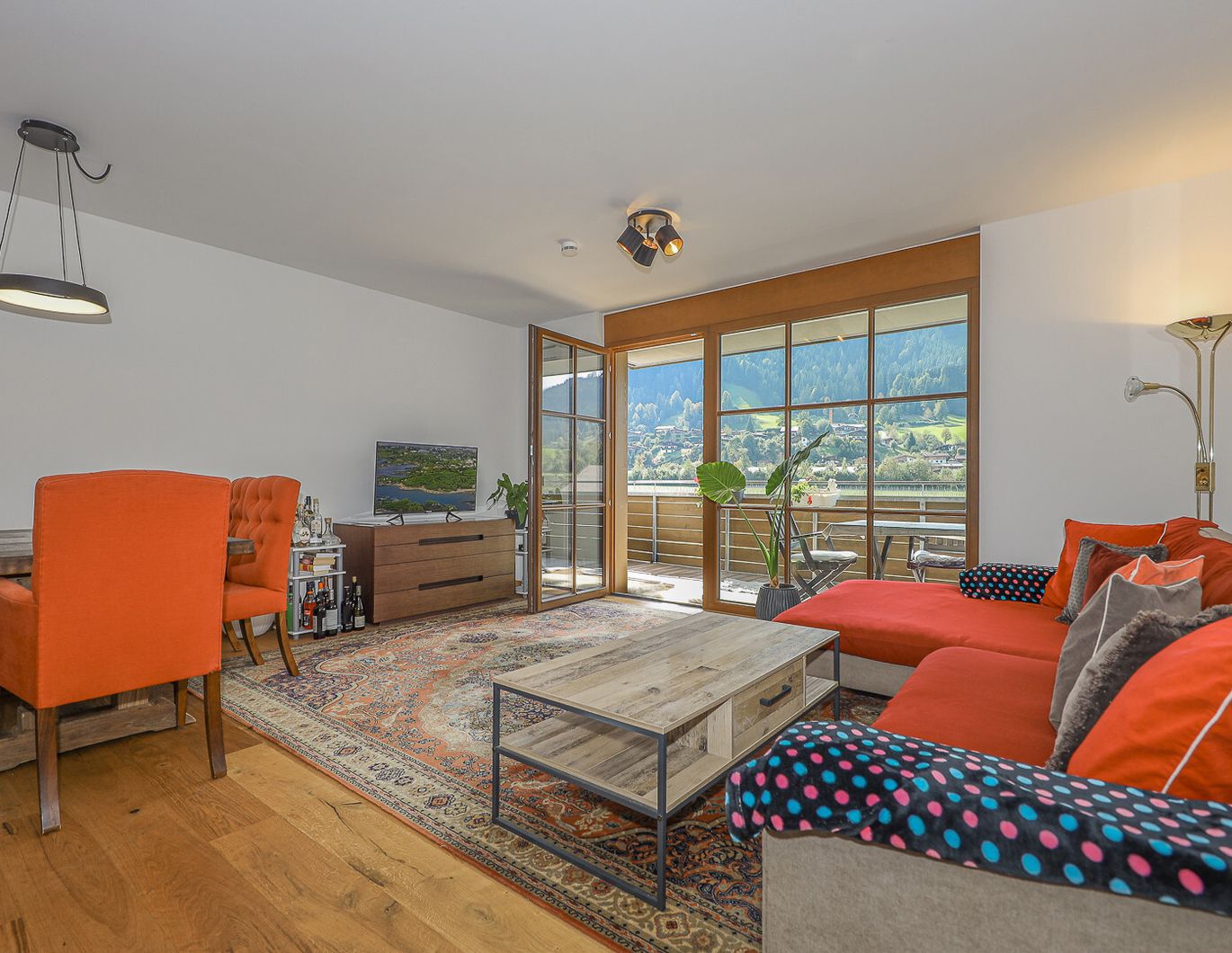 Exklusive Wohnung in sonniger Lage mit schönem Ausblick