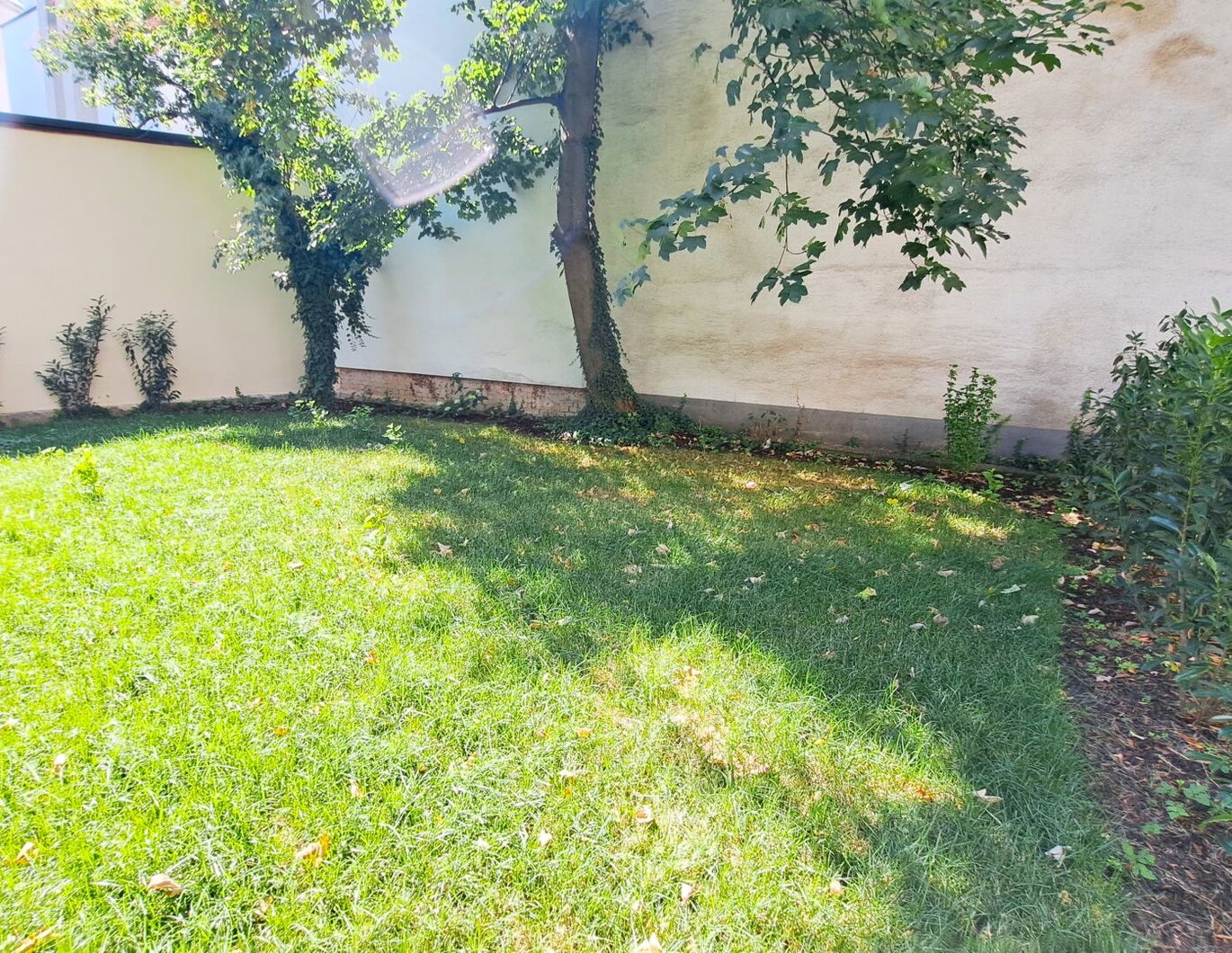 Erstbezug in 1180 Wien: Stilvolle 3-Zimmer-Wohnung mit Balkon und Garten!