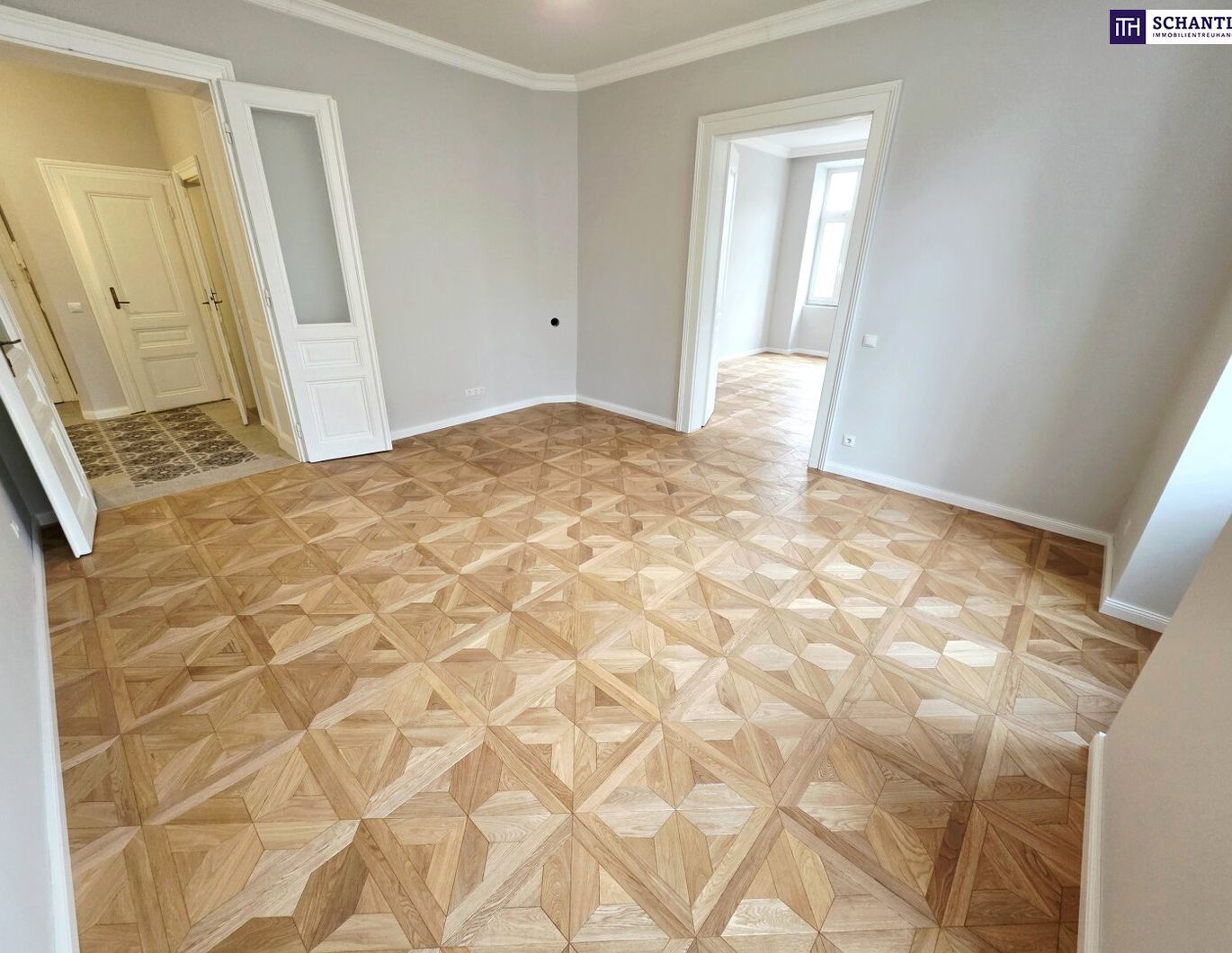 Altbau in Bestform! Wiener Klassik vom Feinsten! Frisch saniertes Altbaujuwel + Flügeltüren + Stuck + Perfekt aufgeteilte 3 Zimmer! Qualität die man sieht!