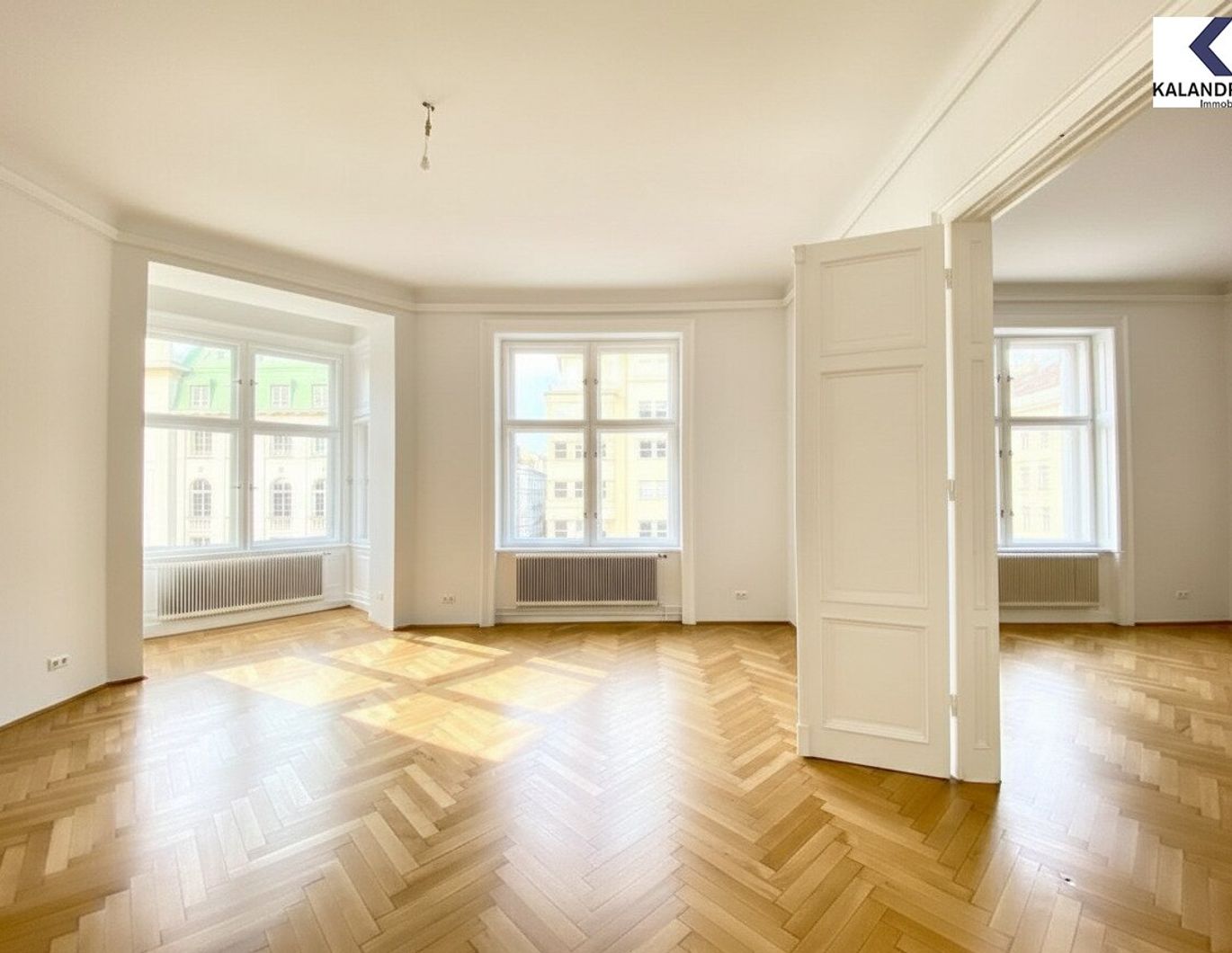 360° TOUR // CHARMING CLASSIC APARTMENT at SCHOTTENTOR // CHARMANTE ALTBAUWOHNUNG am SCHOTTENTOR