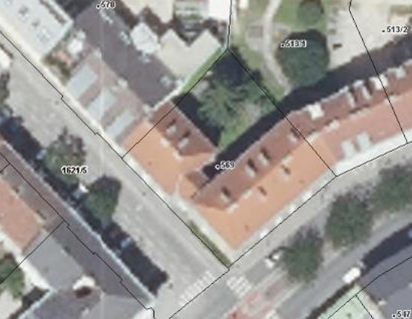NÄHE BAHNHOF & ZENTRUM