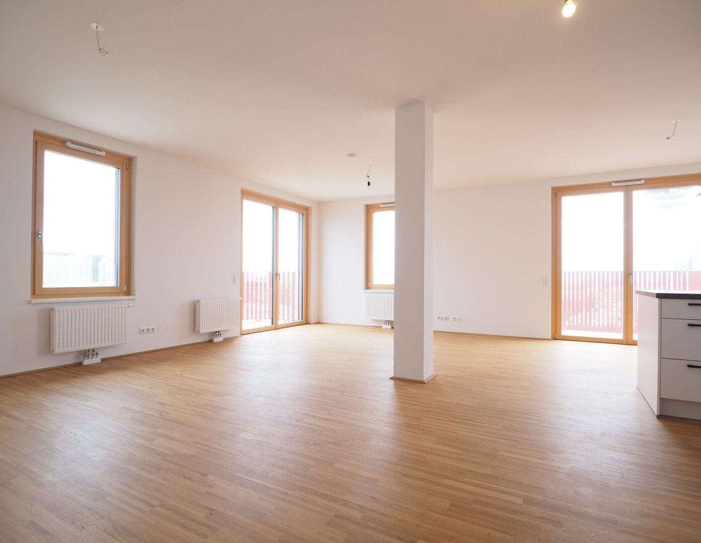 Sonnwendviertel: Wunderbare Wohnung mit drei Balkonen im MIO-HOCHHAUS