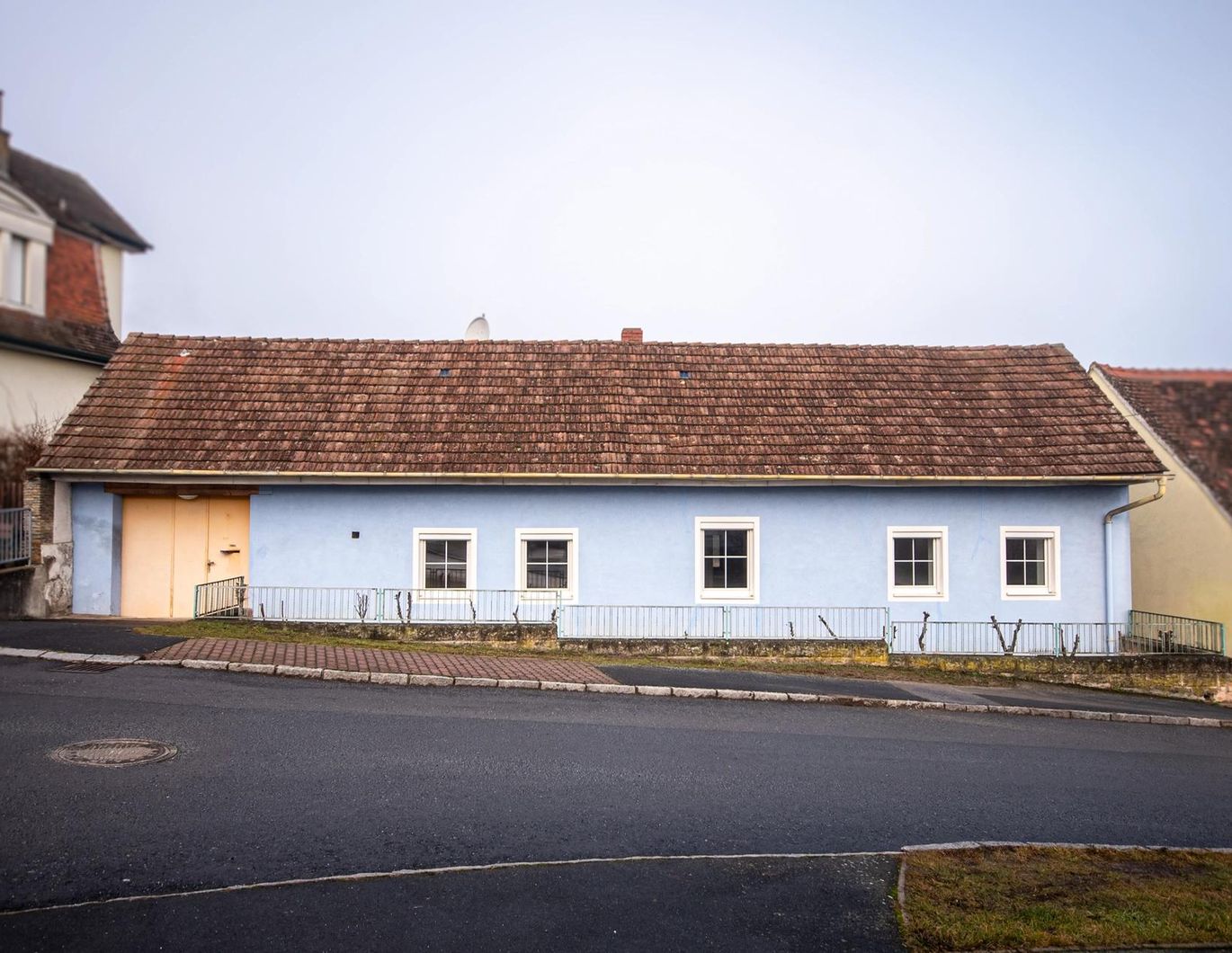 Sanierungsbedürftiges Einfamilienhaus zentral gelegen! (Provisionsfrei)