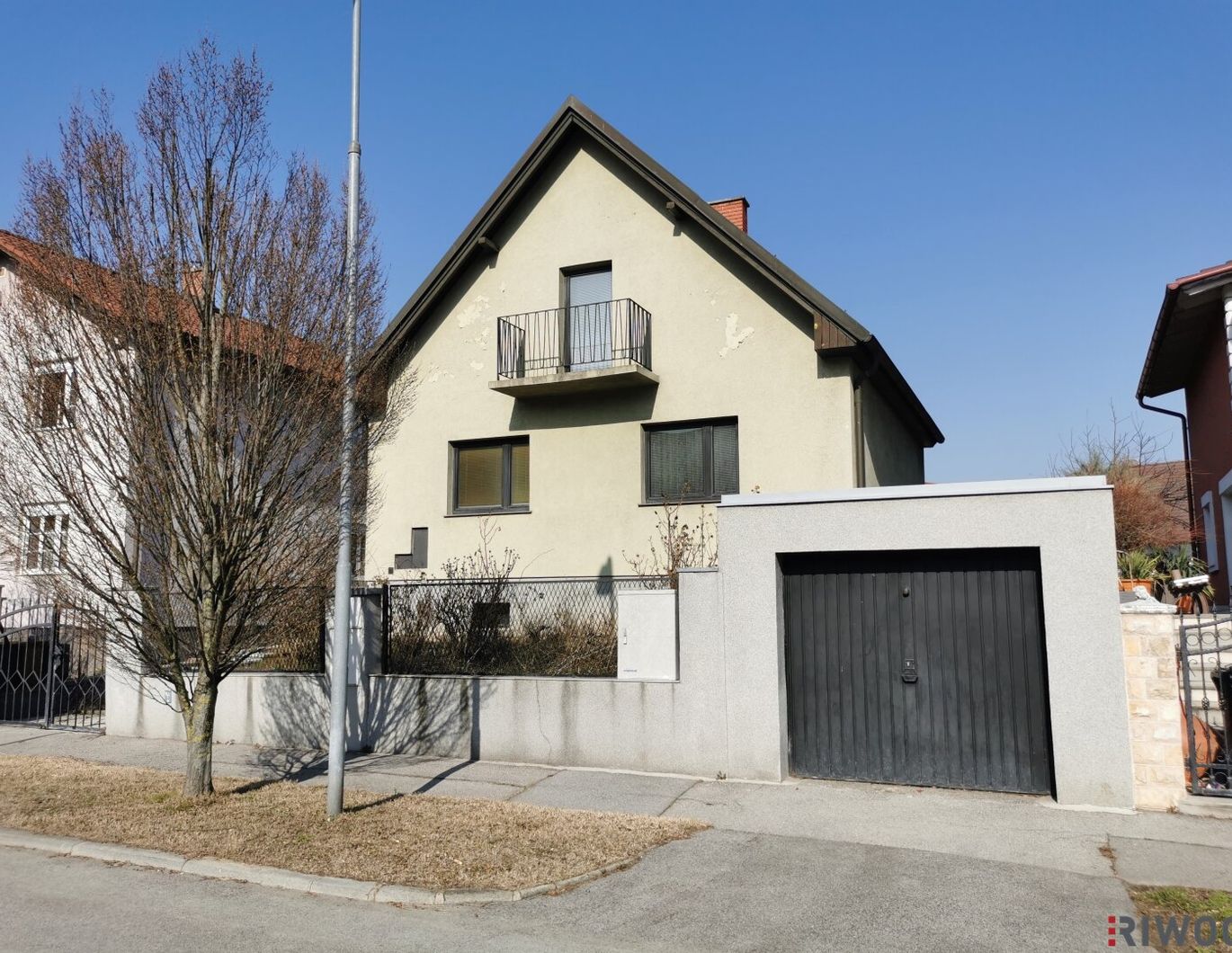 Einfamilienhaus mit großem Garten, 4 Zimmern, Keller und Garage! Adaptierungsbedürtig! Baureserven vorhanden | Zubau möglich | Grundstück auch für Doppelhaus geeignet