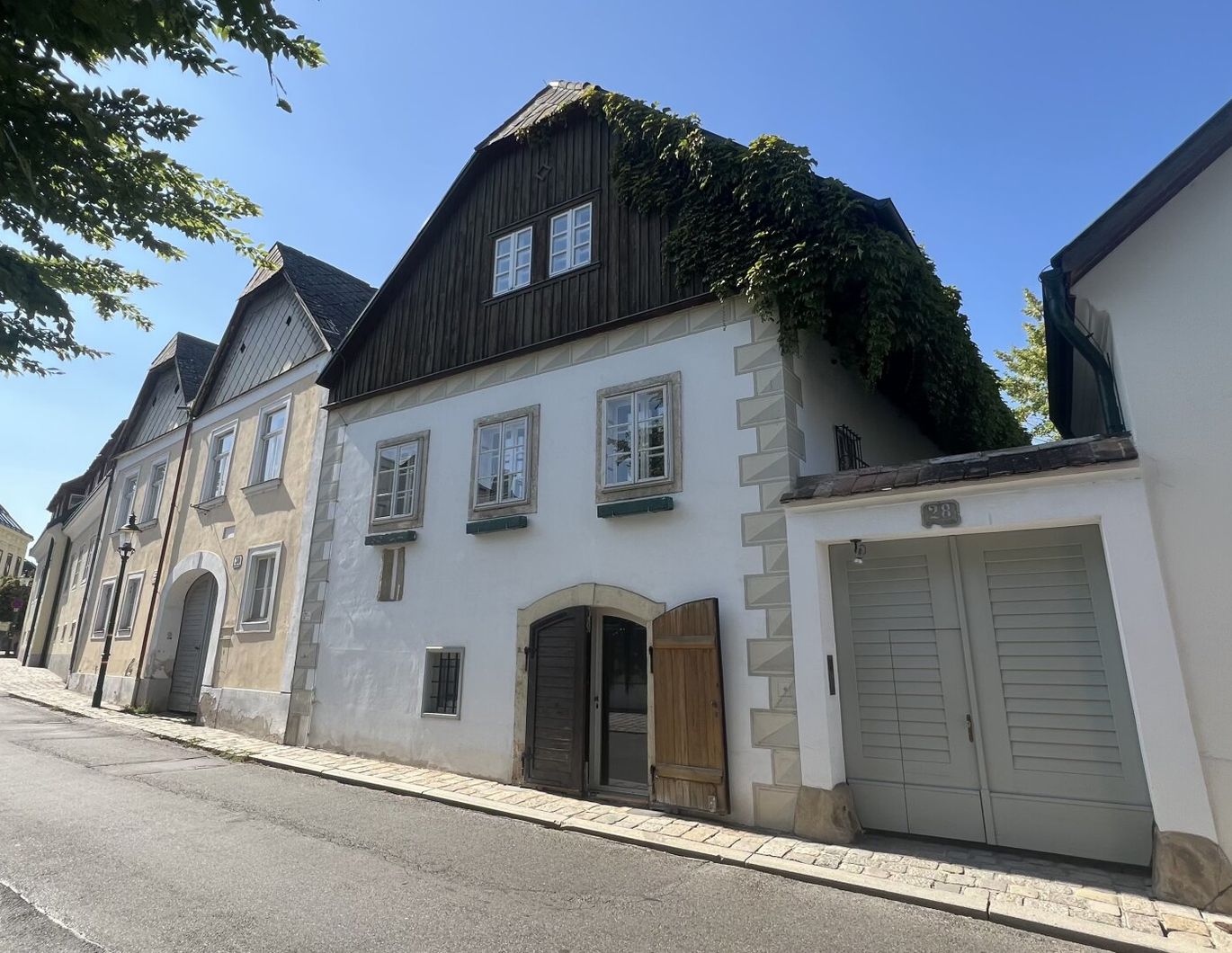 Charmantes Einfamilienhaus in 1190 Wien mit Garten und Pool