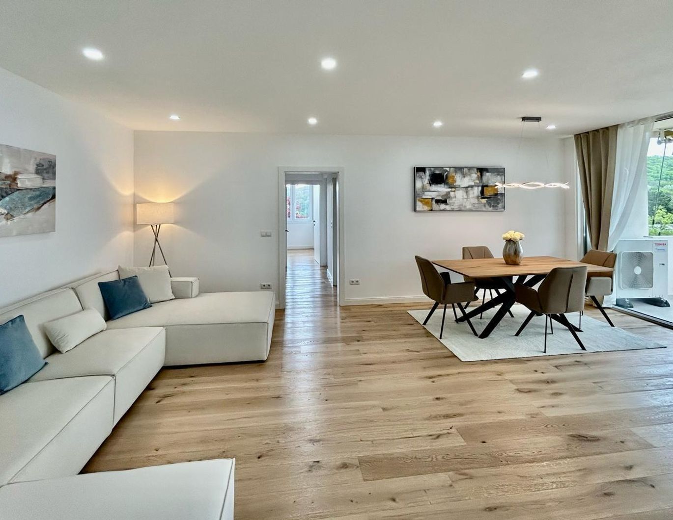 THE GREEN VIEW - Zum Verkauf gelangt eine sehr edle Terrassenwohnung in sehr exklusiver Ruhelage