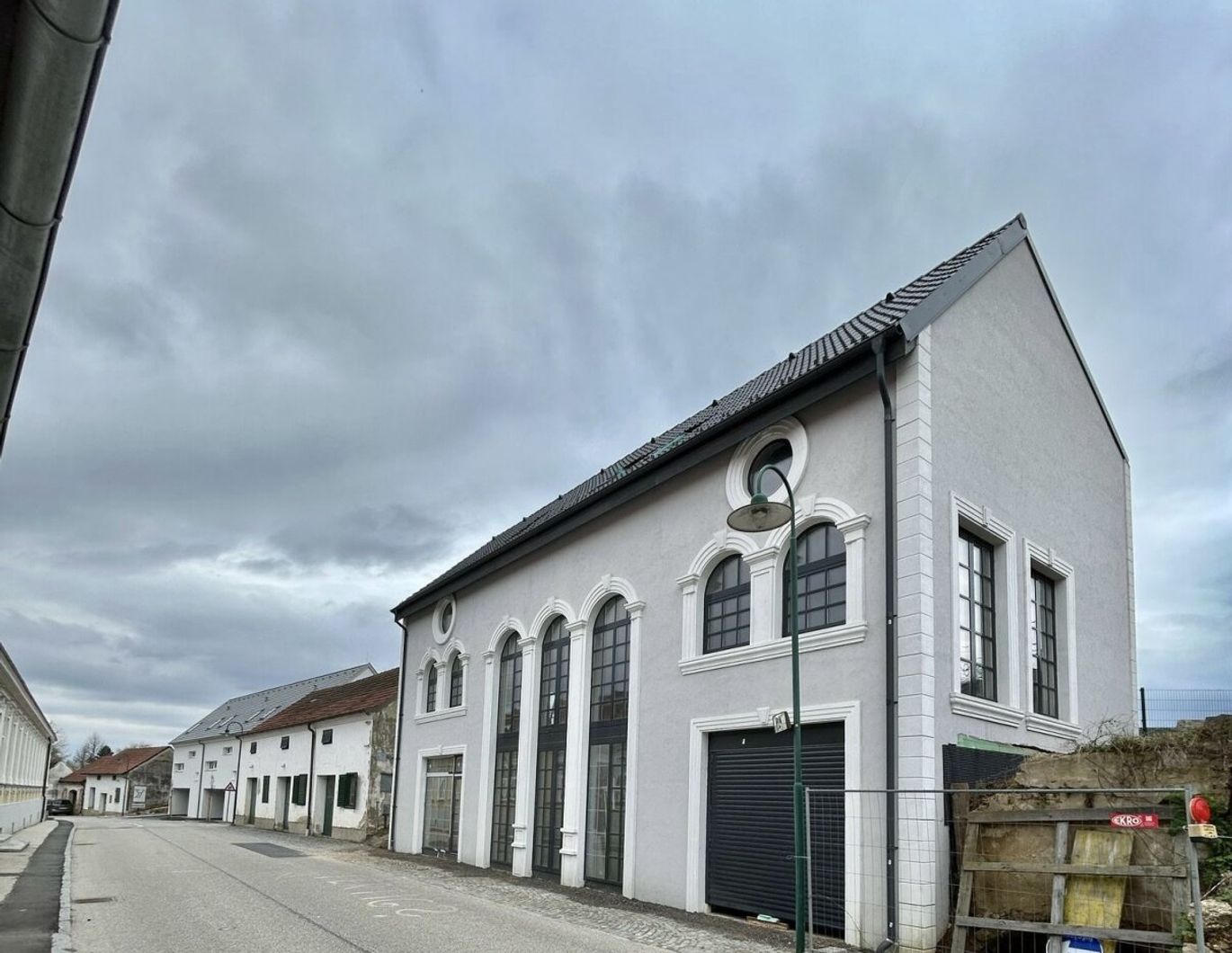 LUXUSVILLA ERSTBEZUG Großriedenthal bei Tulln/ Belagsfertig