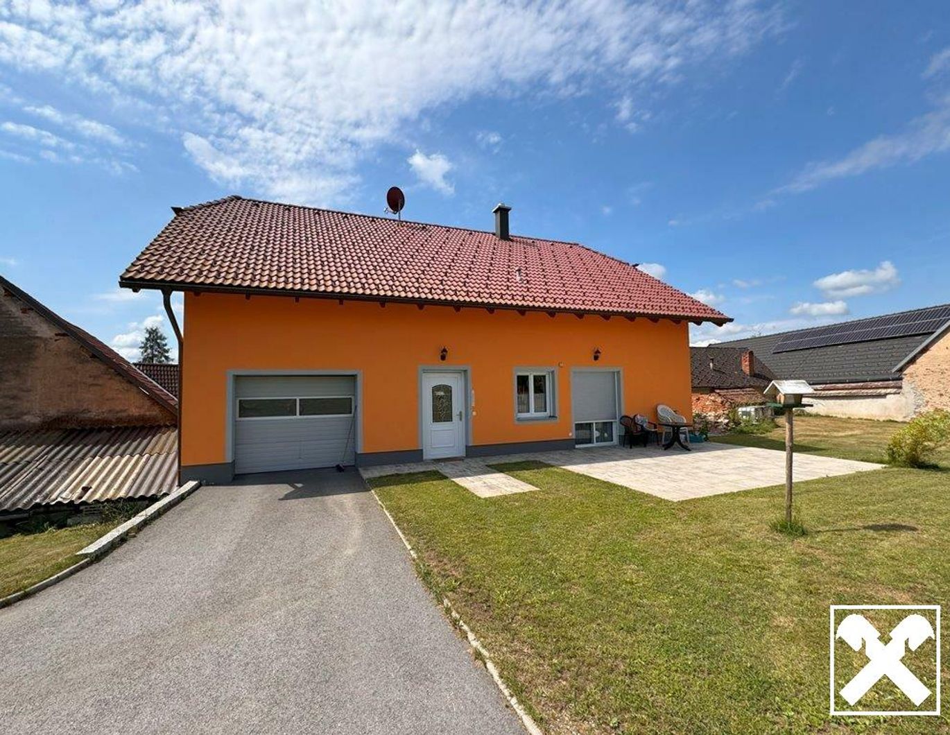 Ehemaliger Bauernhof mit neuem Einfamilienhaus