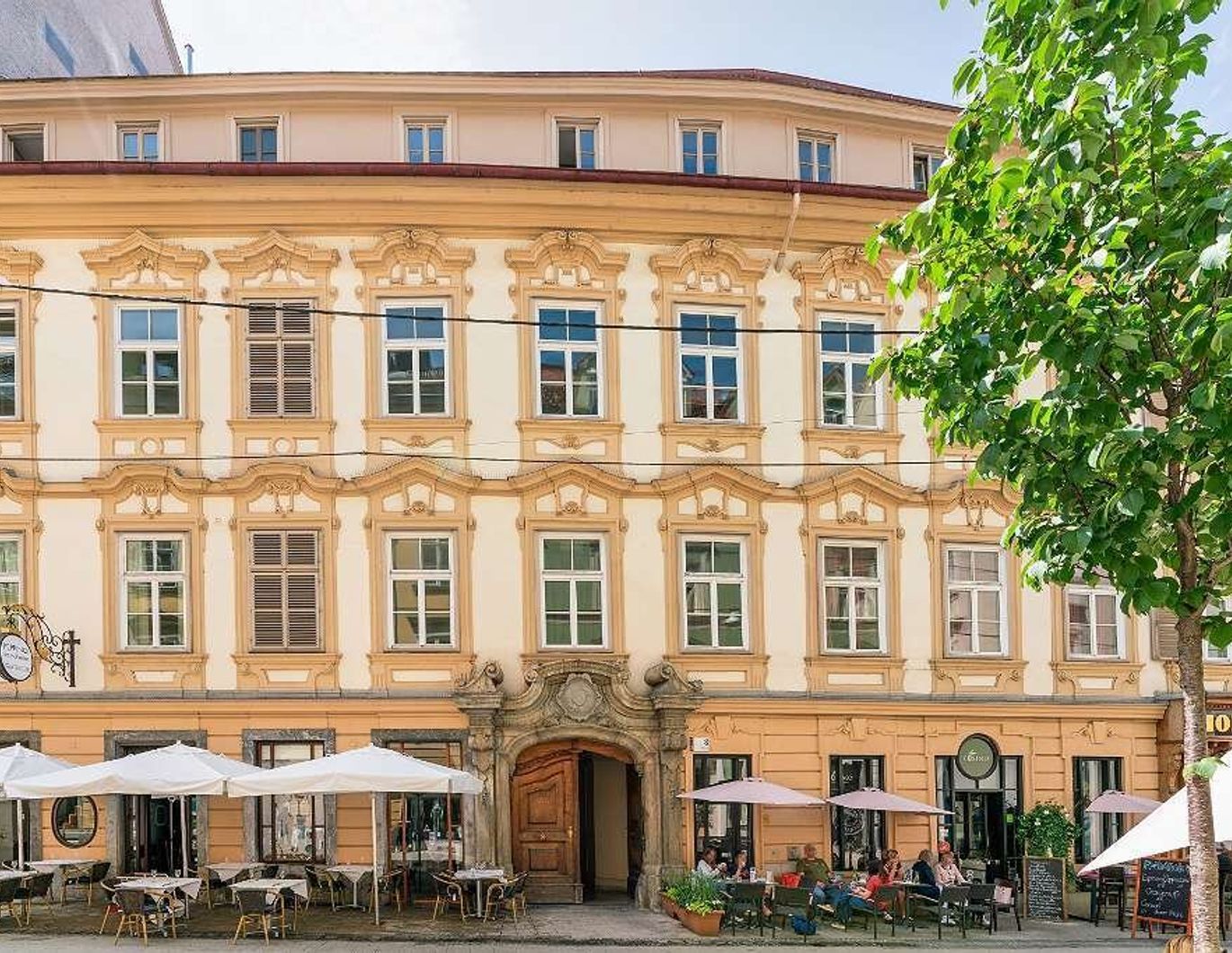 Traumhaft schöne Wohnung in Grazer Innenstadt-Palais - Provisionsfrei für den Mieter