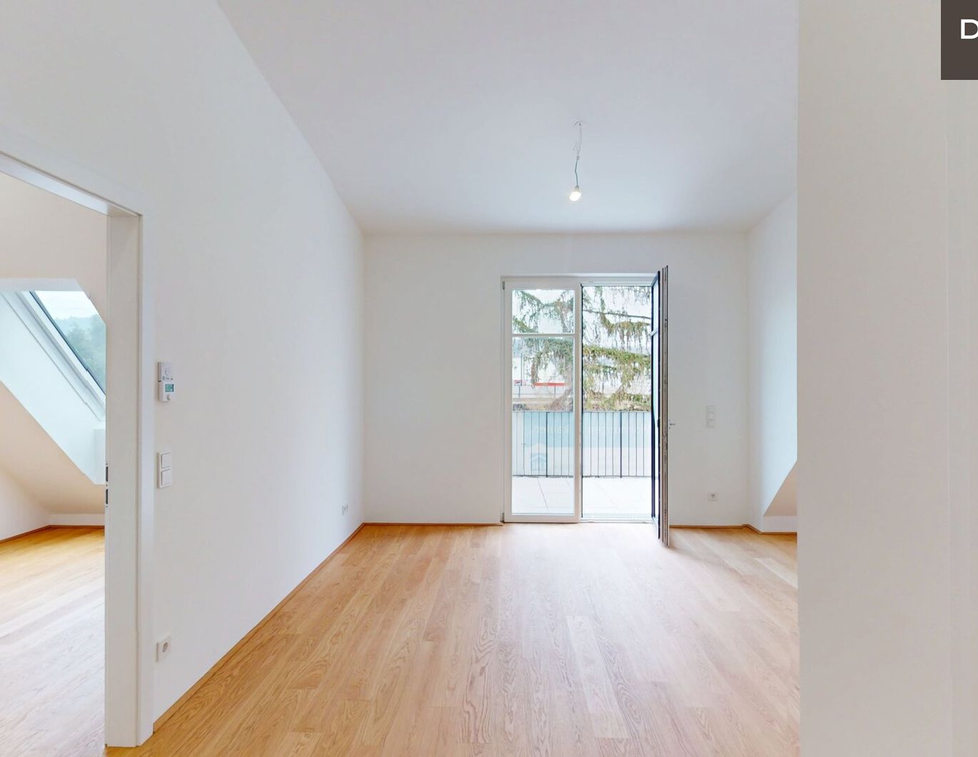 | DACHGESCHOSS | KLIMATISIERT | WÄRMEPUMPE |