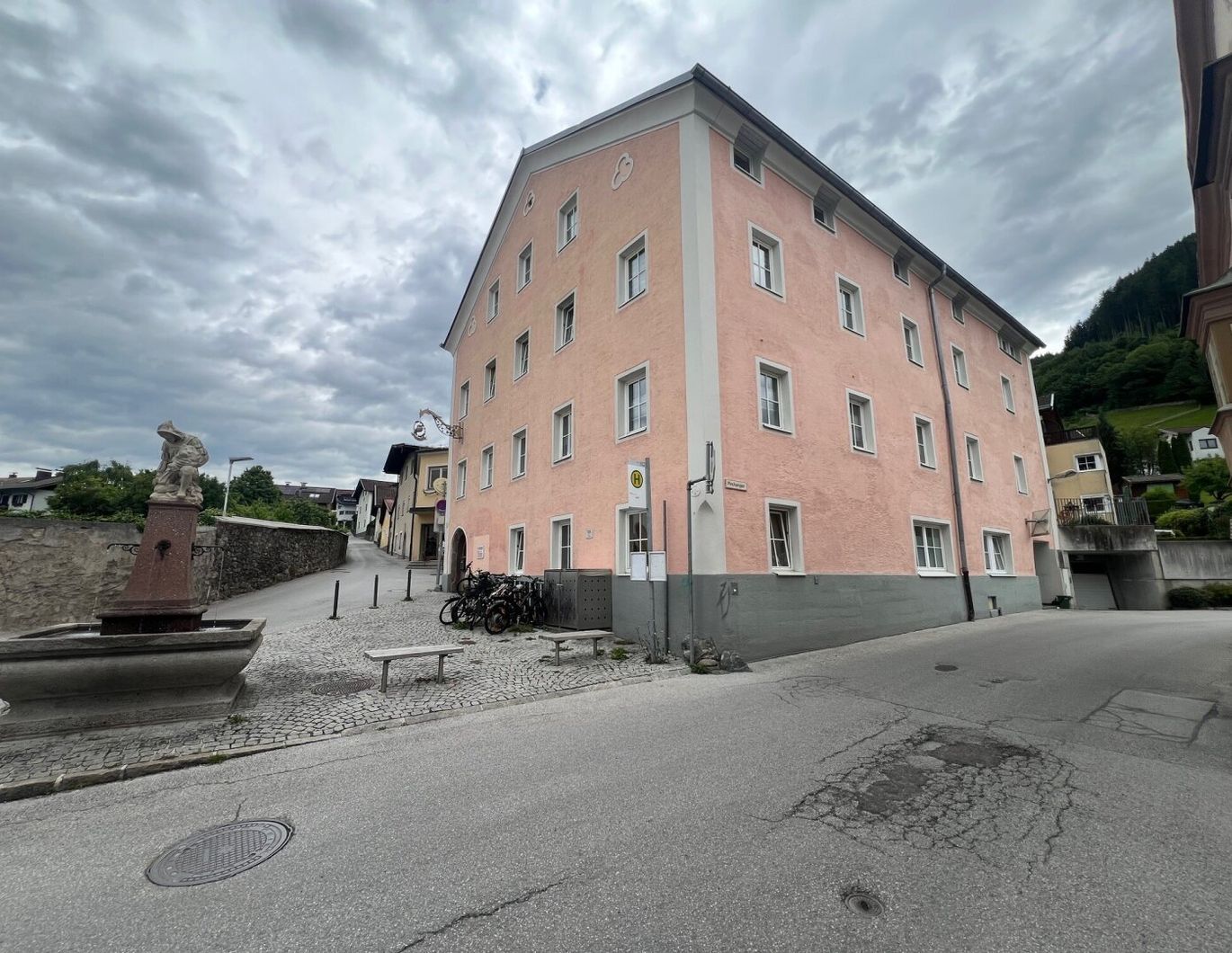 Anlegerobjekt Schwaz: 2 x 4 - Zimmerwohnung in guter Lage Schwaz - Gesamt über 200m²