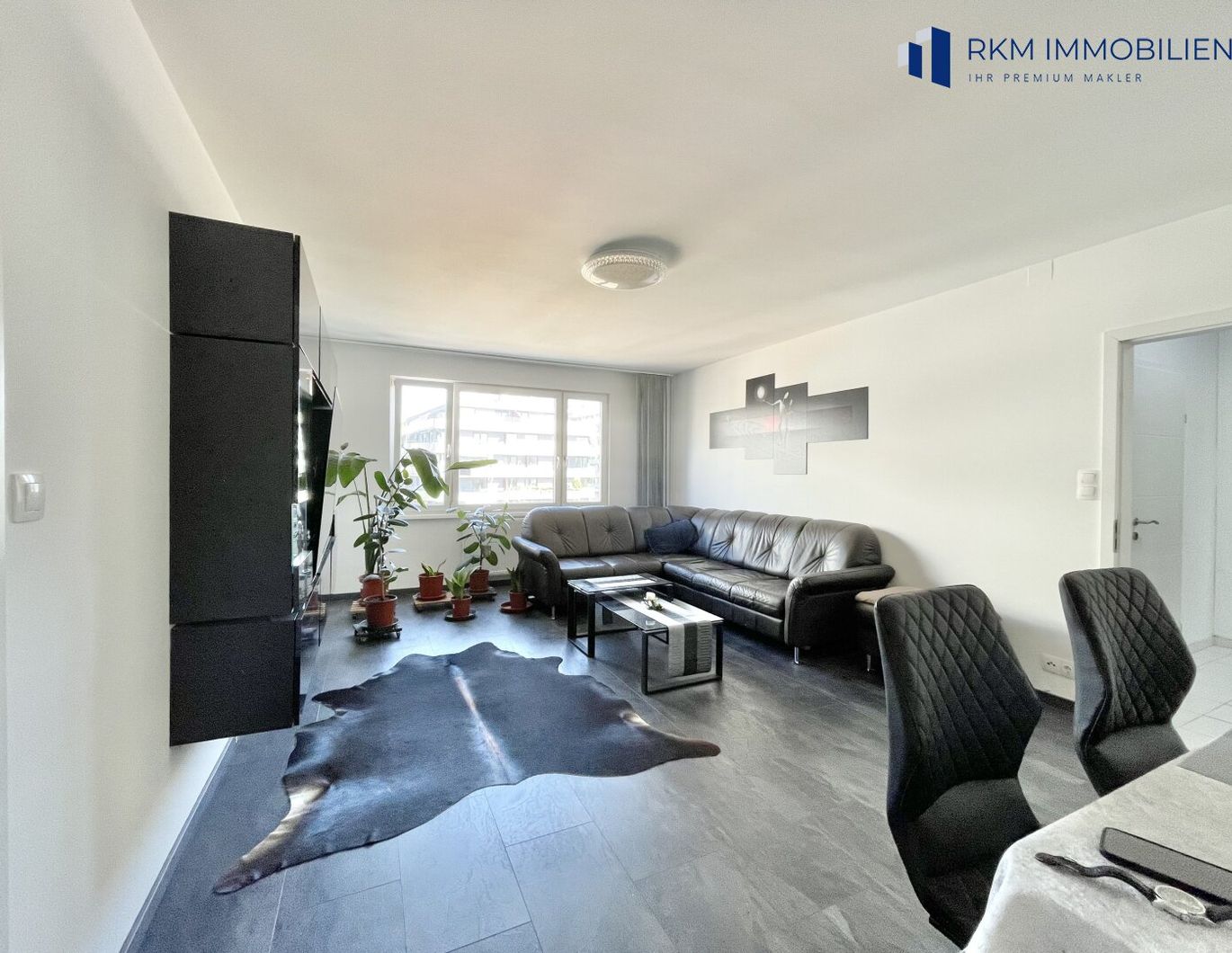 Helle 4-Zimmer Wohnung nähe U3 Enkplatz in Ruhelage