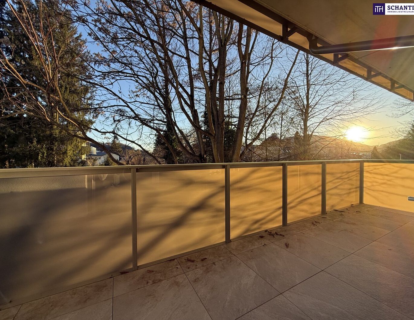 RUHELAGE - 61m2 Wohnung mit riesigem BALKON in perfekter Lage - Sichern Sie sich Ihr exklusives Wohnjuwel!