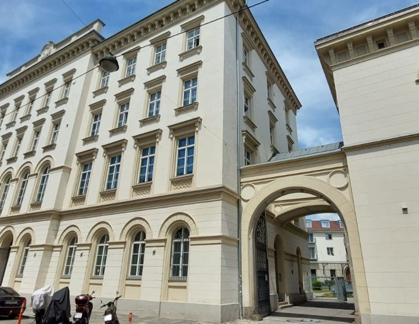Moderne Galeriewohnung in der Zollamtstraße 7 