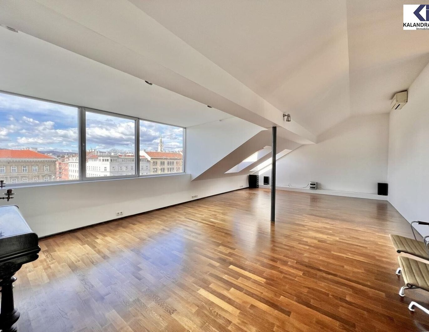 360° TOUR /- TERRASSEN LOFT-WOHNUNG nahe dem AKH
