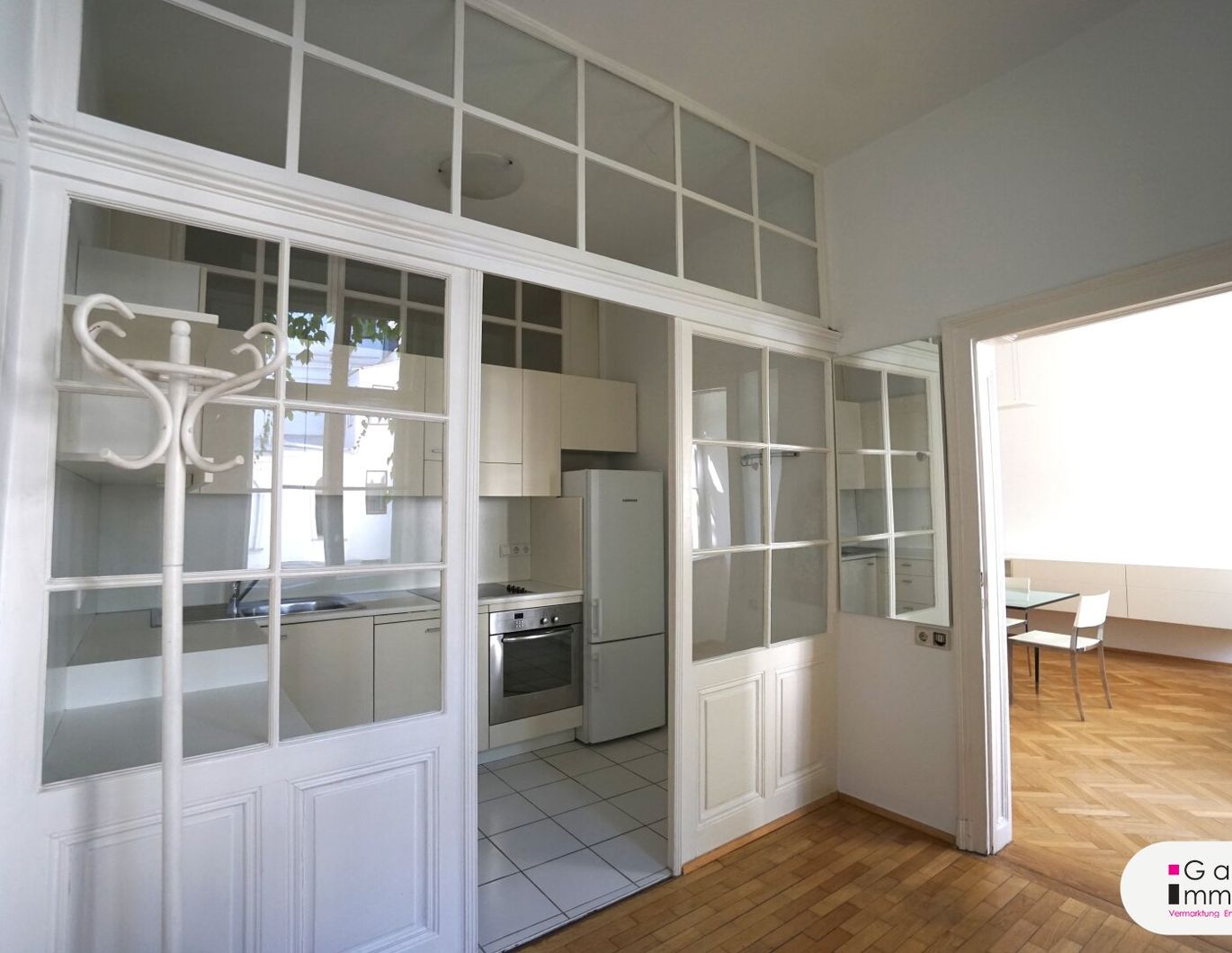 Naschmarkt - wunderschöner Altbau - chic eingerichtet