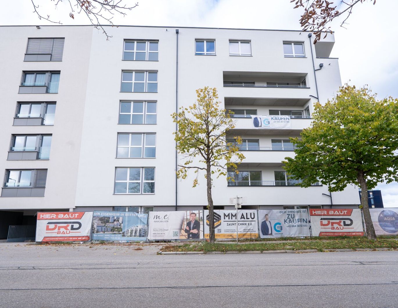 PROVISIONSFREI - Top-Erstbezug in Wels: Stilvolle Wohnung mit Balkon und Tiefgarage zu kaufen!