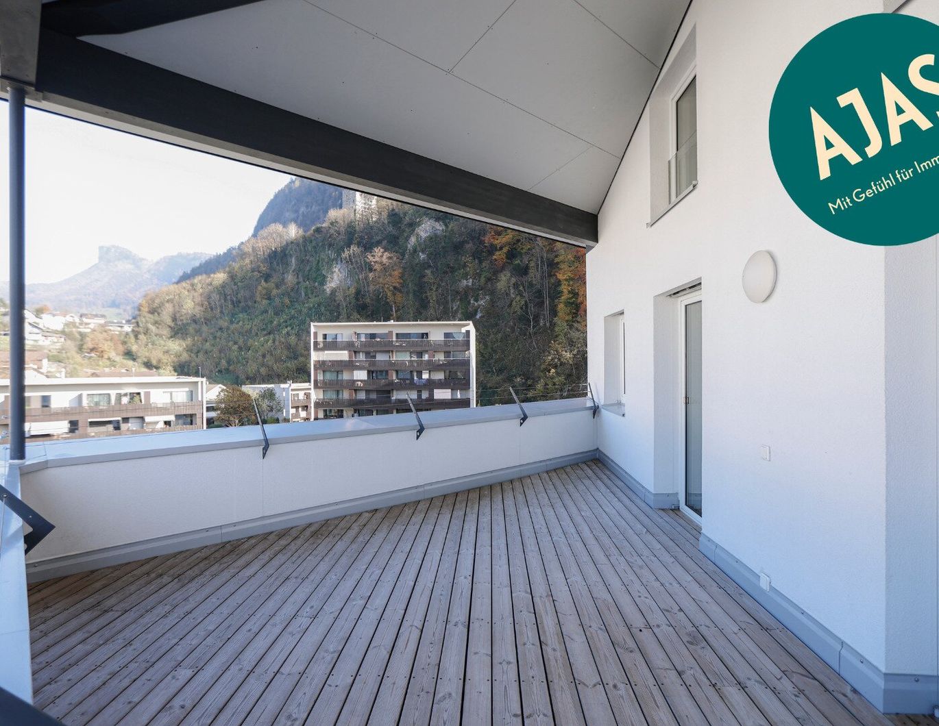 Luxuriös wohnen: 3-Zimmer-Maisonette-Wohnung mit Paketanlage und Service-App