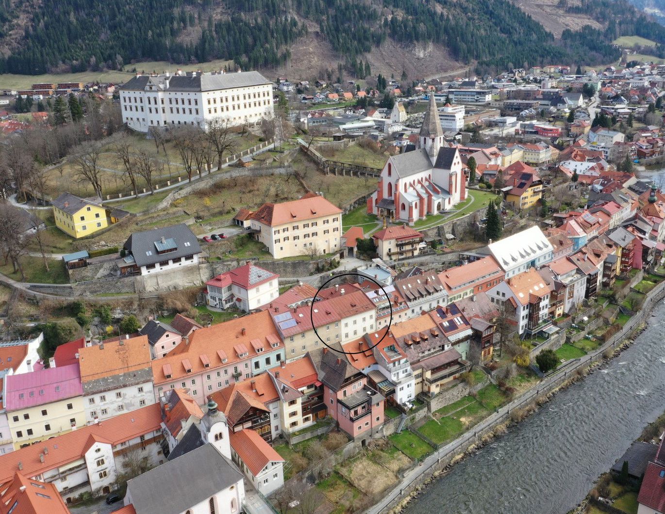 Mehrfamilienhaus mit Geschäftslokal im Zentrum von Murau - Steiermark - Österreich
