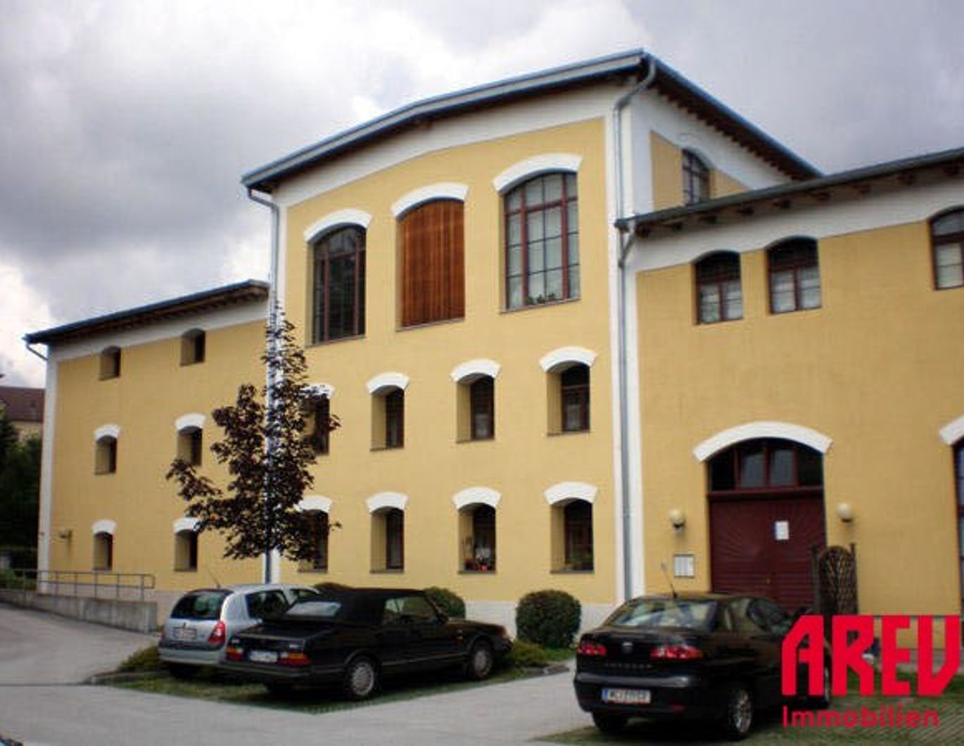 Großzügige Wohnung in ehemaliger Stiftsbrauerei im Dachgeschoß