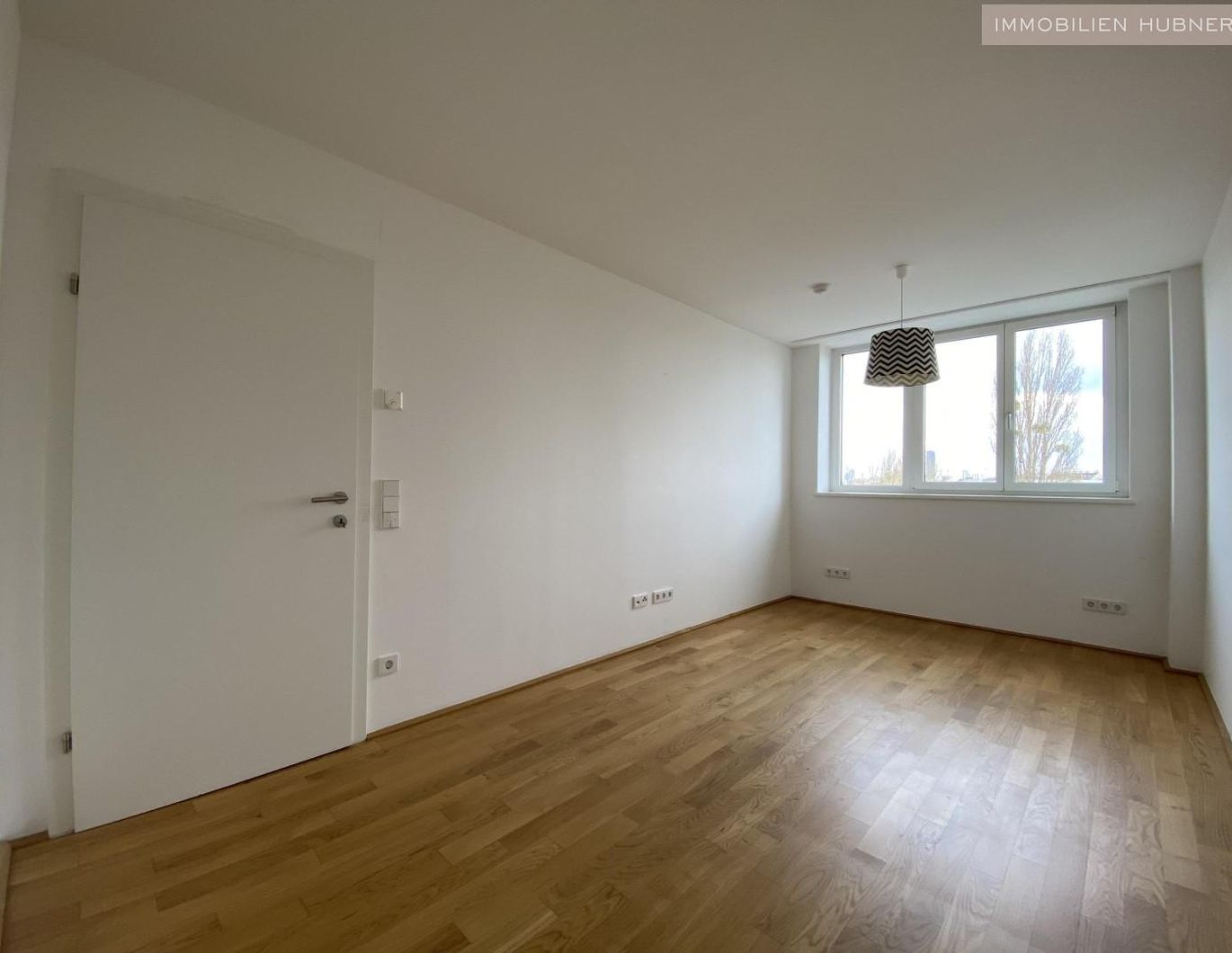 Top moderne DG-TERRASSEN-MAISONETTE mit Weitblick direkt bei U4!!!
