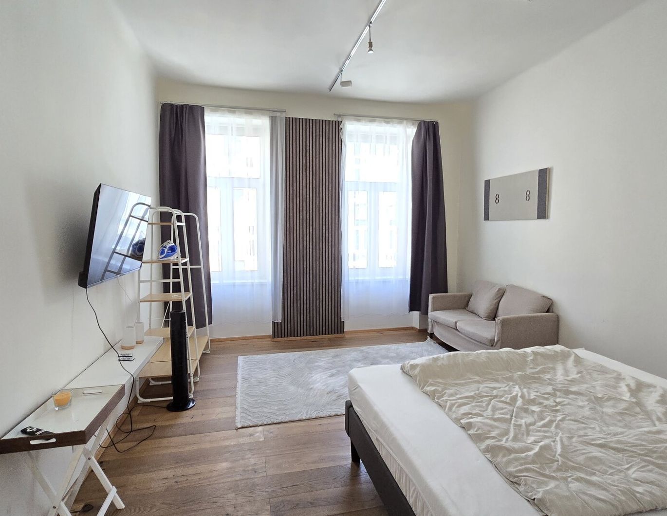Schöne 1.Zi., Wohnung neu renoviert