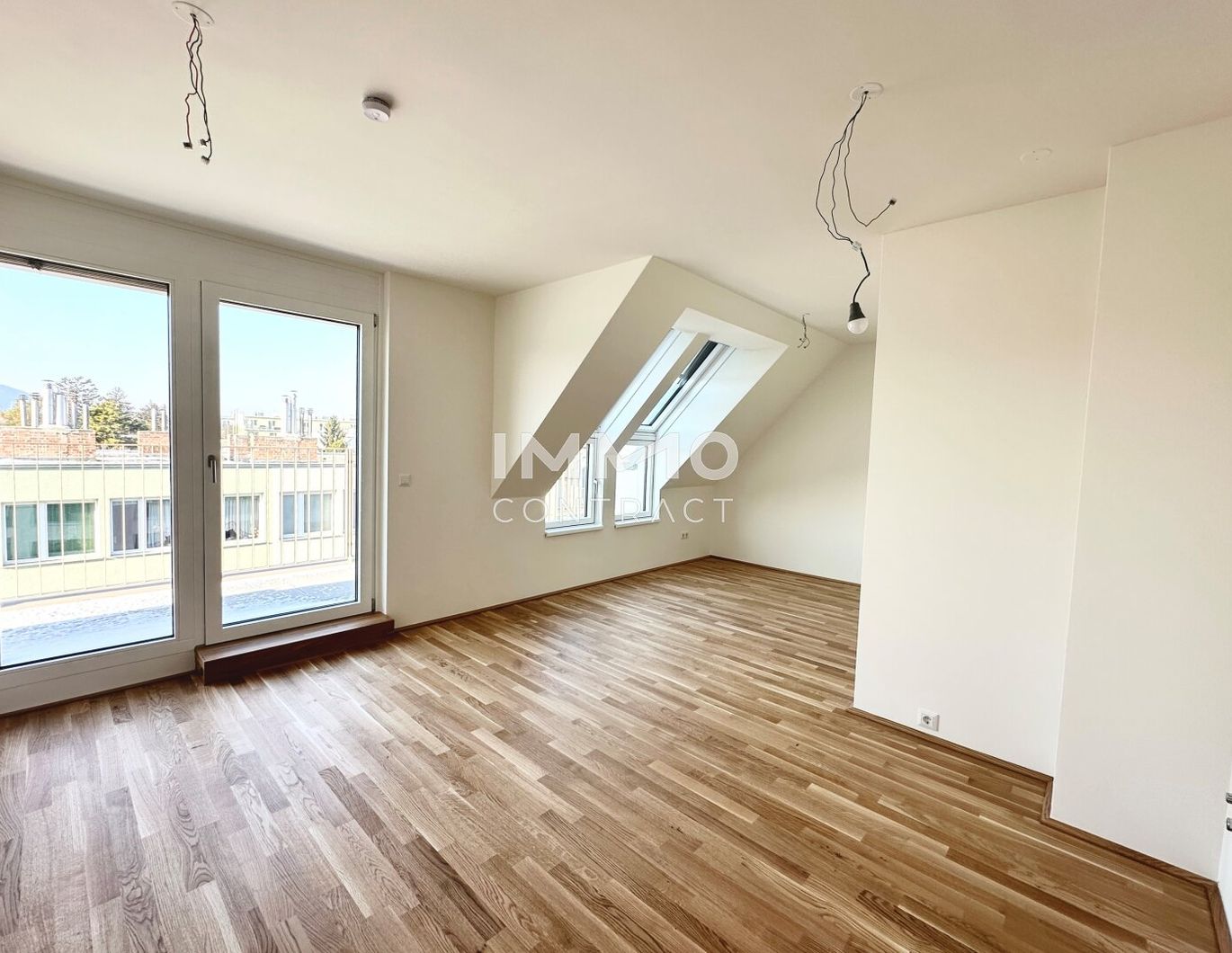 Dachgeschosswohnung in der Schillgasse 16: Stilvolle 3-Zimmer-Terrassenwohnung zur Miete!