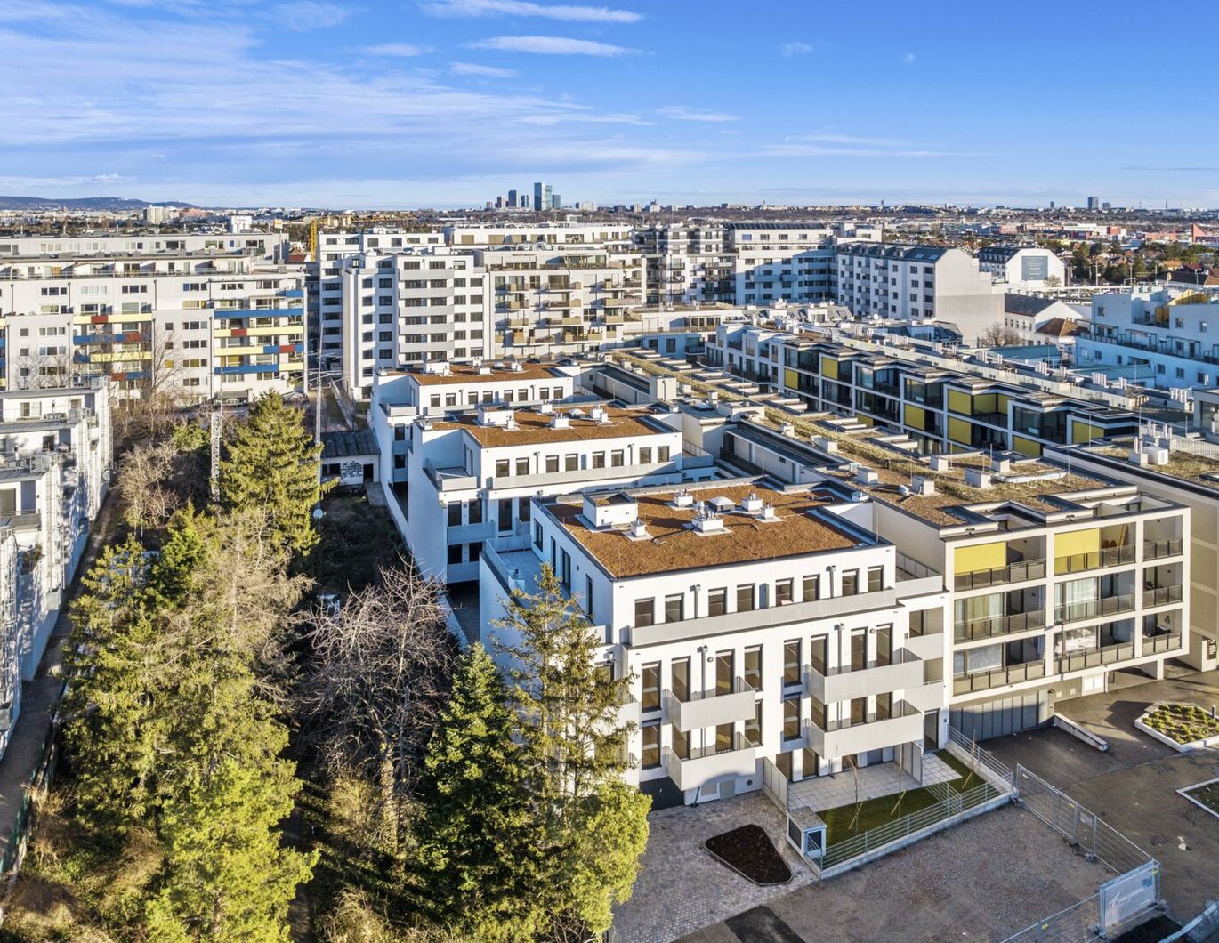 NEUBAU | ERSTBEZUG NACH SANIERUNG