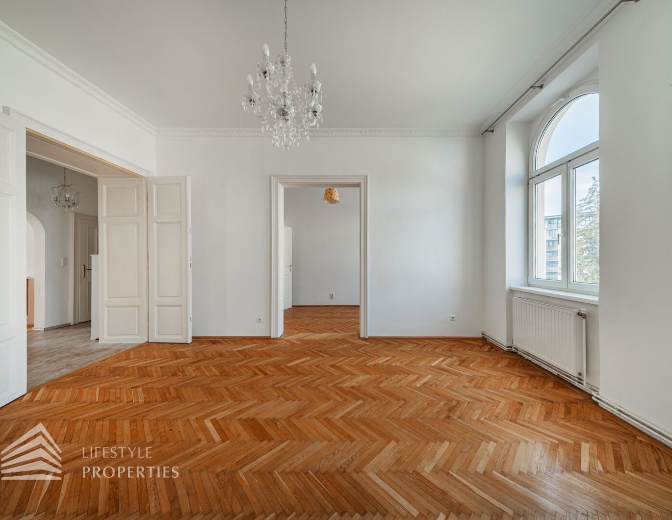 Helle 3-Zimmer Wohnung, Nähe Schloss Hetzendorf