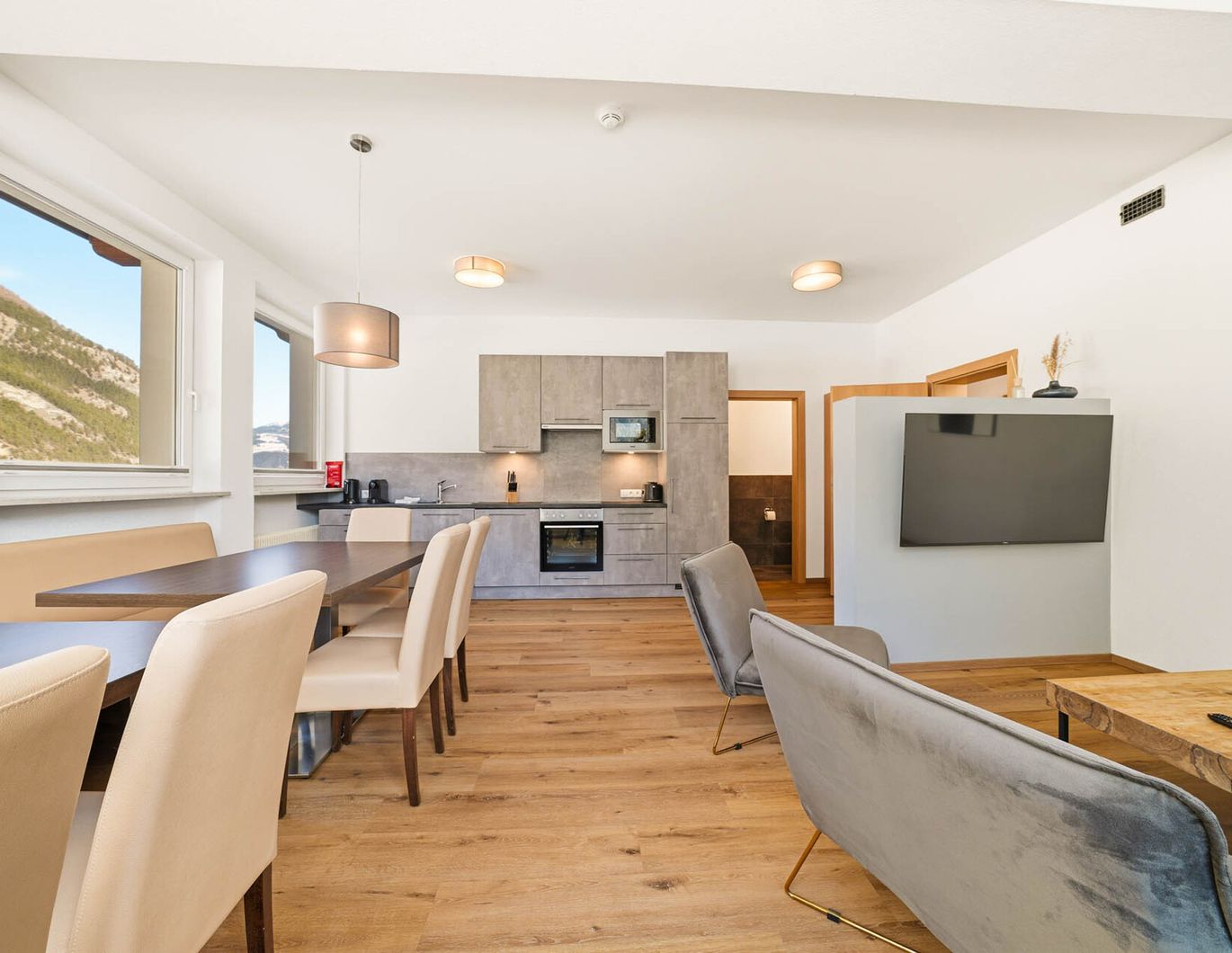 Großzügige 5 Zimmer Wohnung in der Nähe von Fiss-Serfaus-Ladis zu kaufen