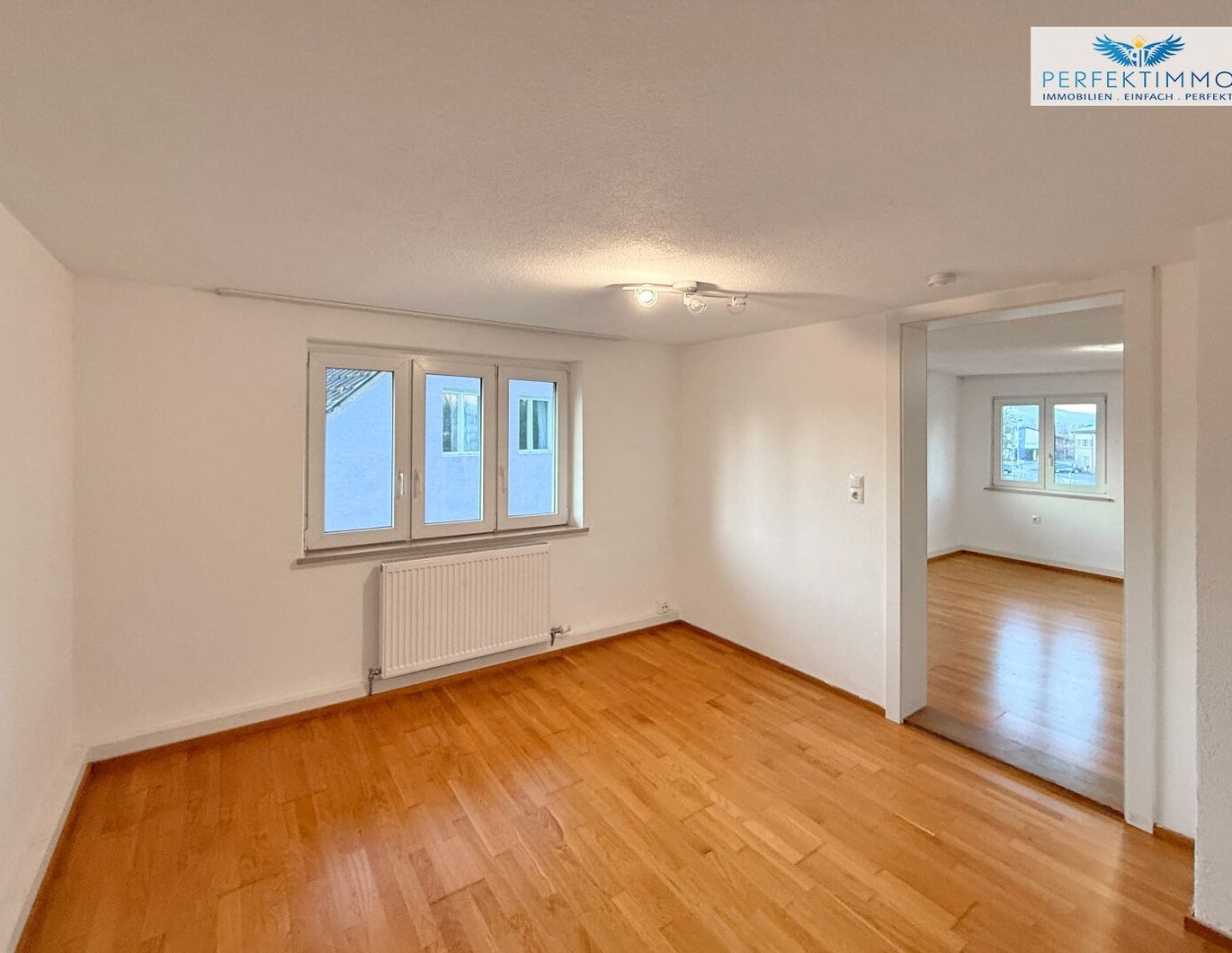 Große 3-Zimmer-Wohnung mit Terrasse