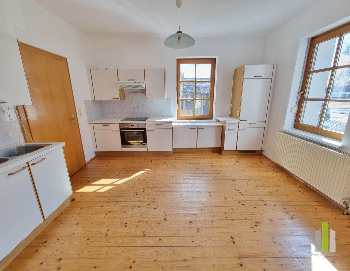 Zentrale 2-Zimmer-Wohnung in gepflegtem 4-Parteienhaus - mit Terrasse und Garten!