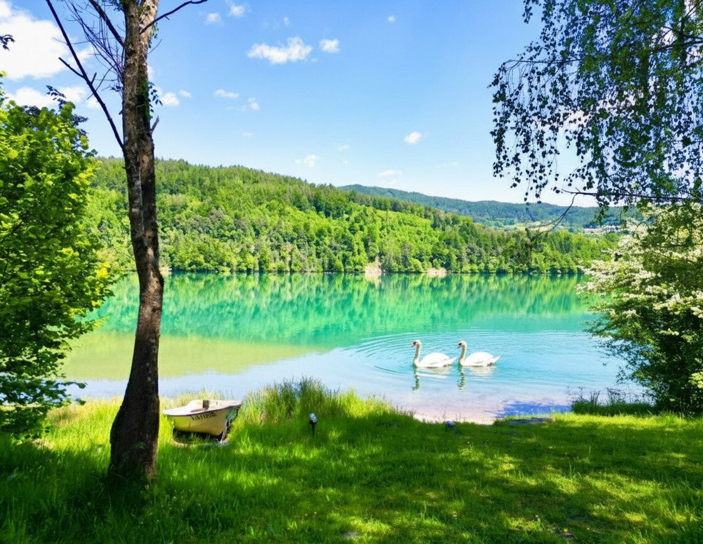 Premium-Mehrgenerationenhaus mit 3 Wohnbereichen, Top-Zustand, Windhager-Pelletheizung, 2 Garagen, XXL-Carport, Arrondierungsoption & Stausee fußläufig