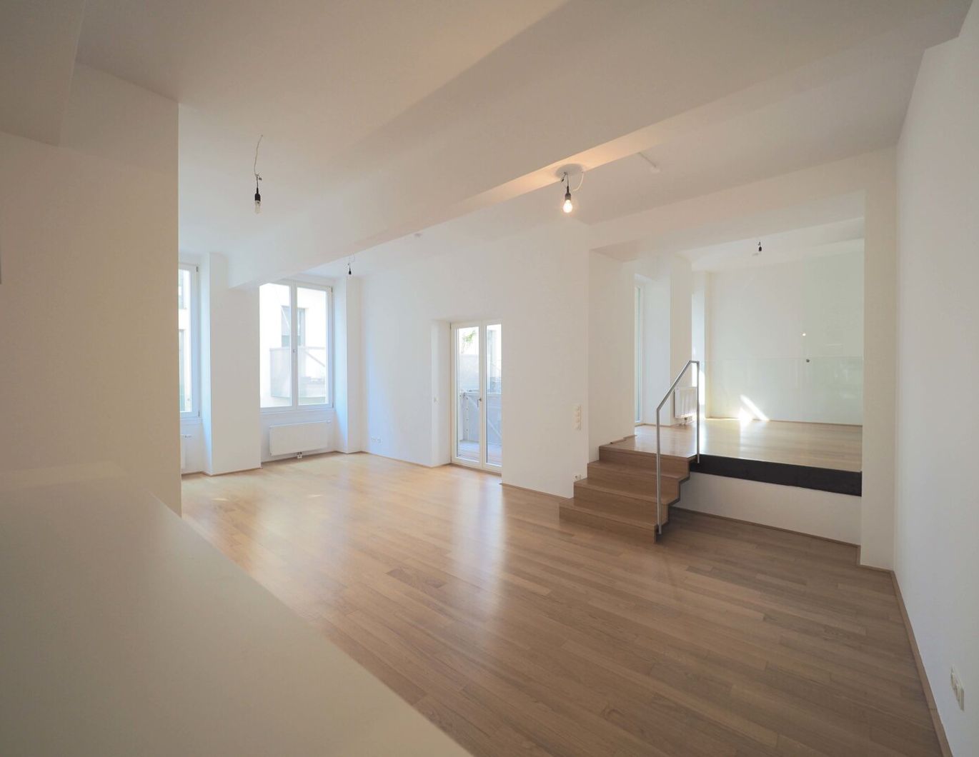 NEUBAUGASSE | traumhafte 4-Zimmer-Wohnung mit Balkon in revitalisiertem Altbau