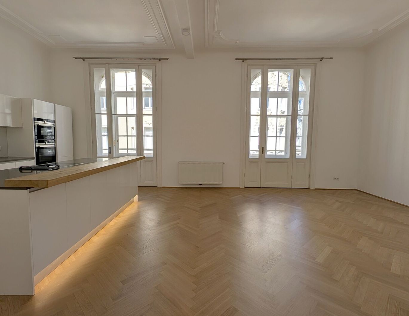 Prachtvolle 5-Zimmer Altbau-Wohnung am Ziehrerplatz in 1030 Wien zu mieten