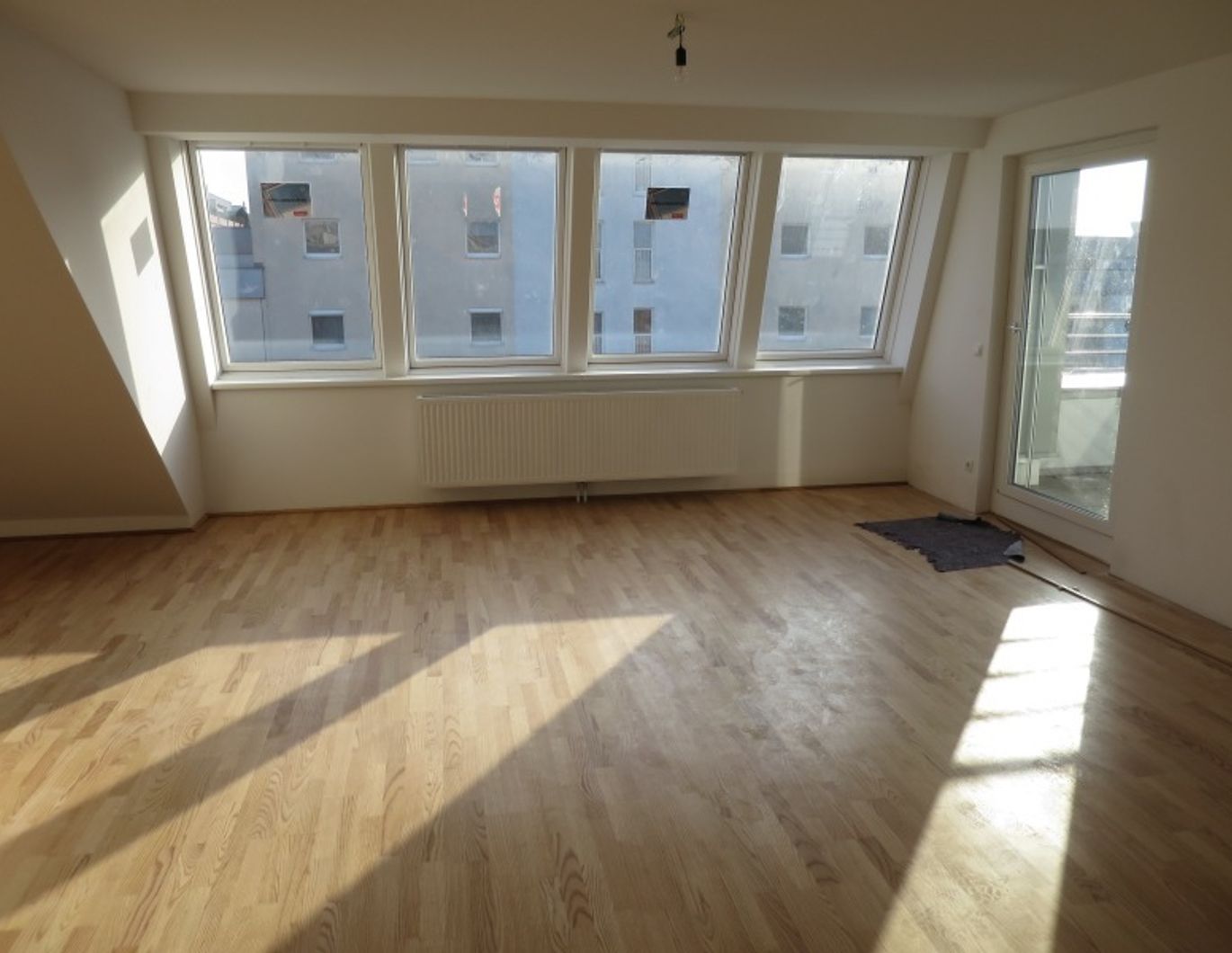 Traumhafte 4-Zimmer-Dachterrassenwohnung - Miete 1210 Wien