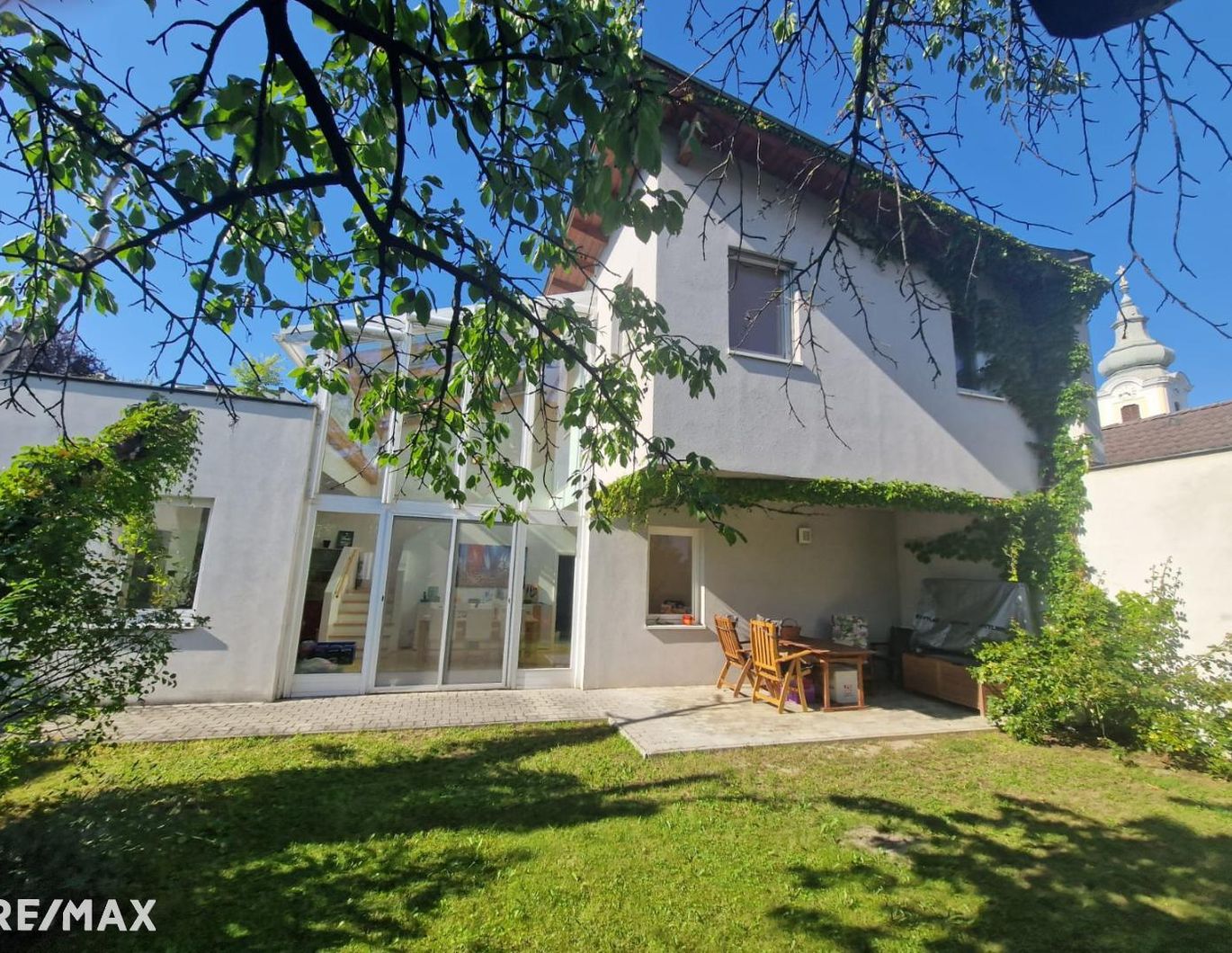 Einfamilienhaus in Gainfarn!