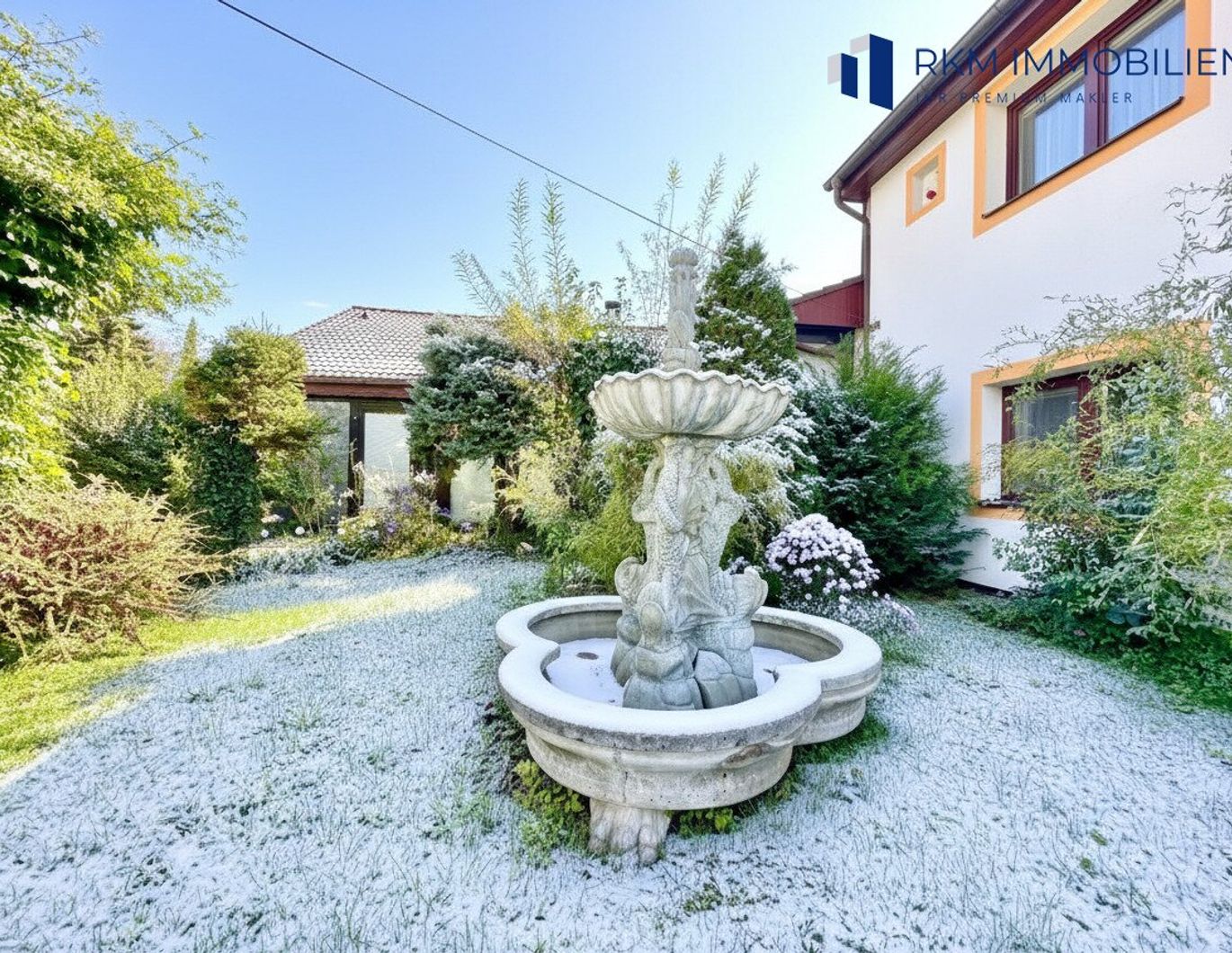 Familienfreundliches Haus auf großzügigem Grundstück mit optimaler U-Bahn-Anbindung