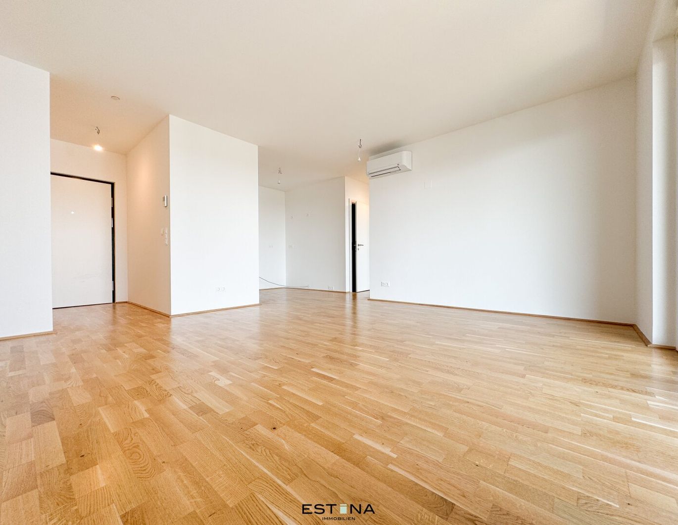 Perfekt geschnittene Wohnung mit Abstellraum und Balkon - Nähe U1 Altes Landgut