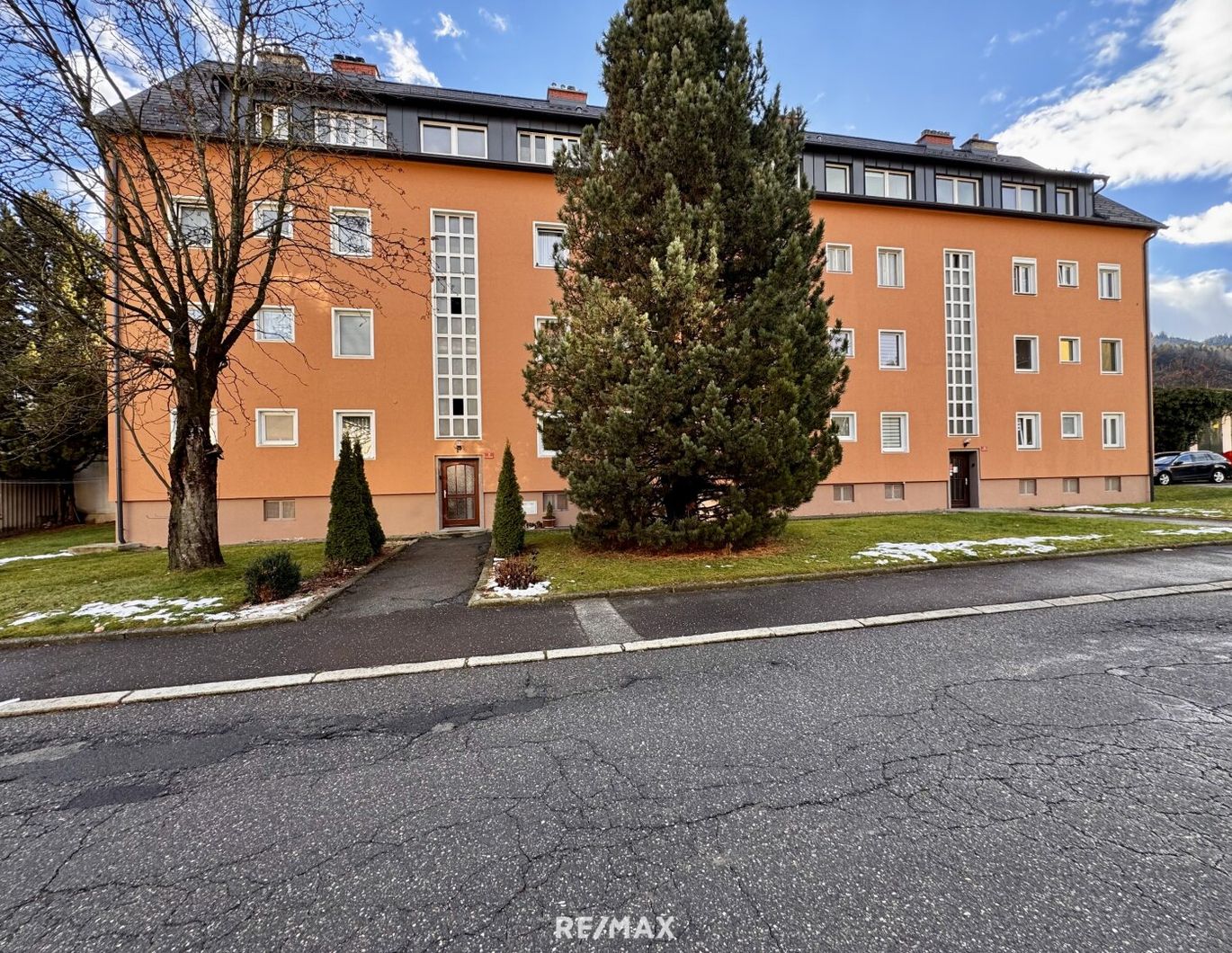 3-Zimmer-Eigentumswohnung mit guter Raumaufteilung in zentraler Lage