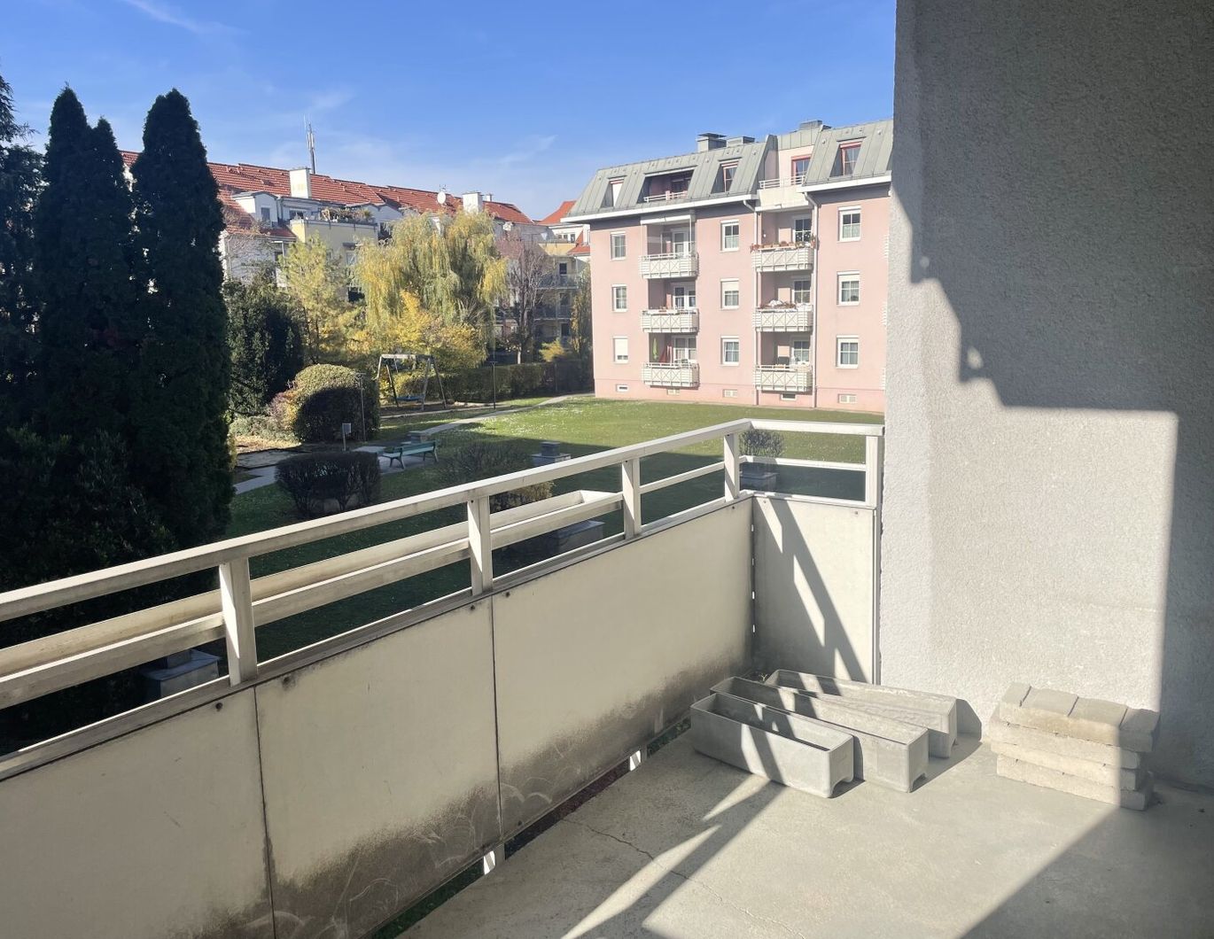 PROVISIONSFREI VOM EIGENTÜMER! TOLLE 4-ZIMMER-WOHNUNG MIT LOGGIA IN MÖDLING!