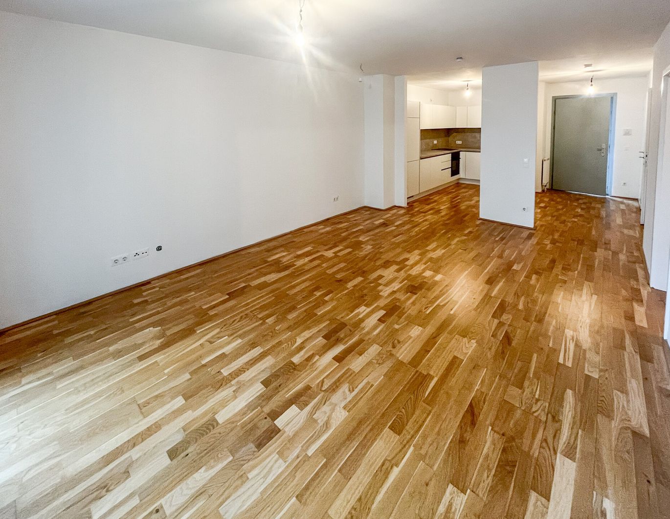 NEUE Küche - 2 Zimmer Wohnung mit Balkon zu mieten in 1210 Wien