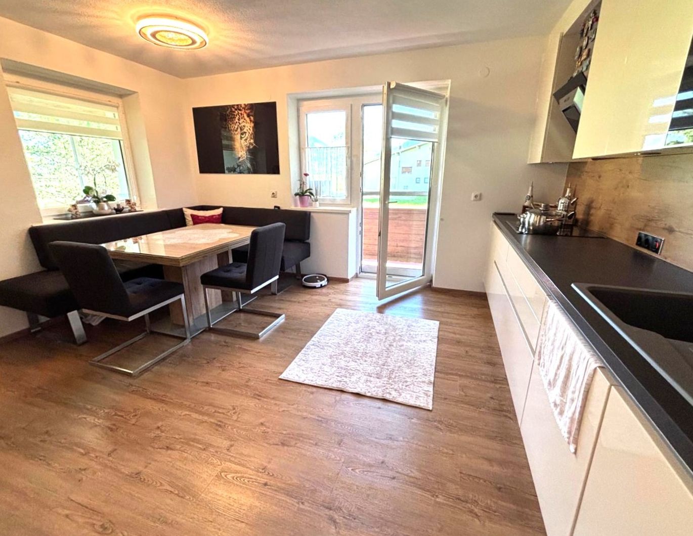 Eingang vom Zillertal - Wohnung mit 3 Schlafzimmern und 2 Badezimmer zu verkaufen