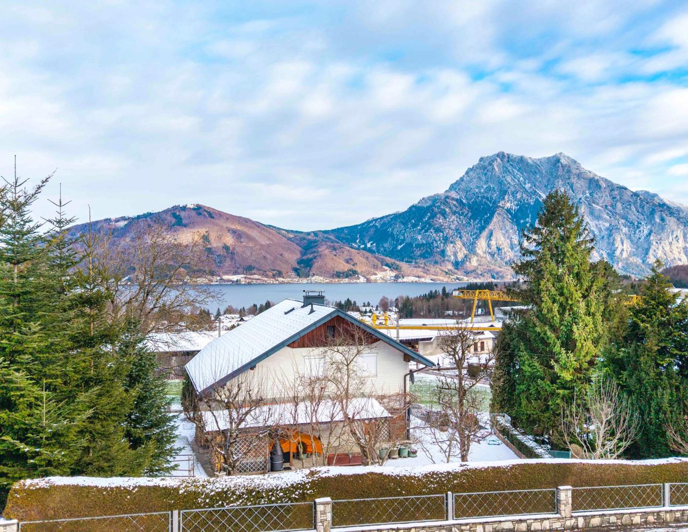Ein- oder Zweifamilienhaus in Bestlage 